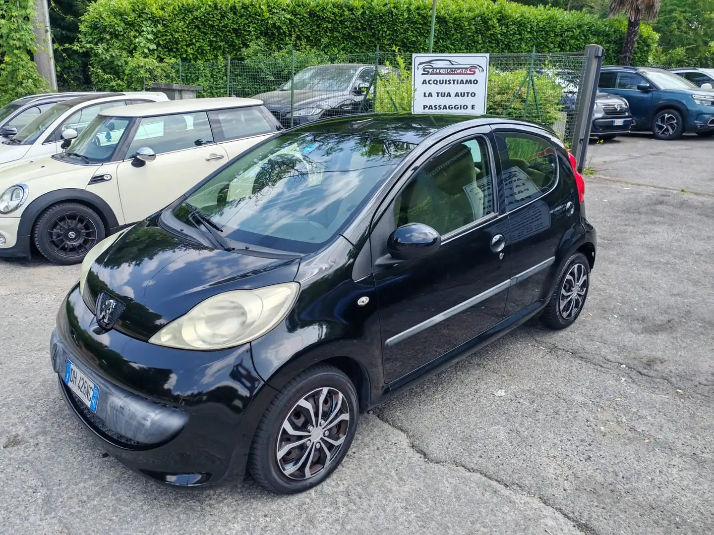 Peugeot 107 107 5p 1.0 12v Sweet Years Nero - 1