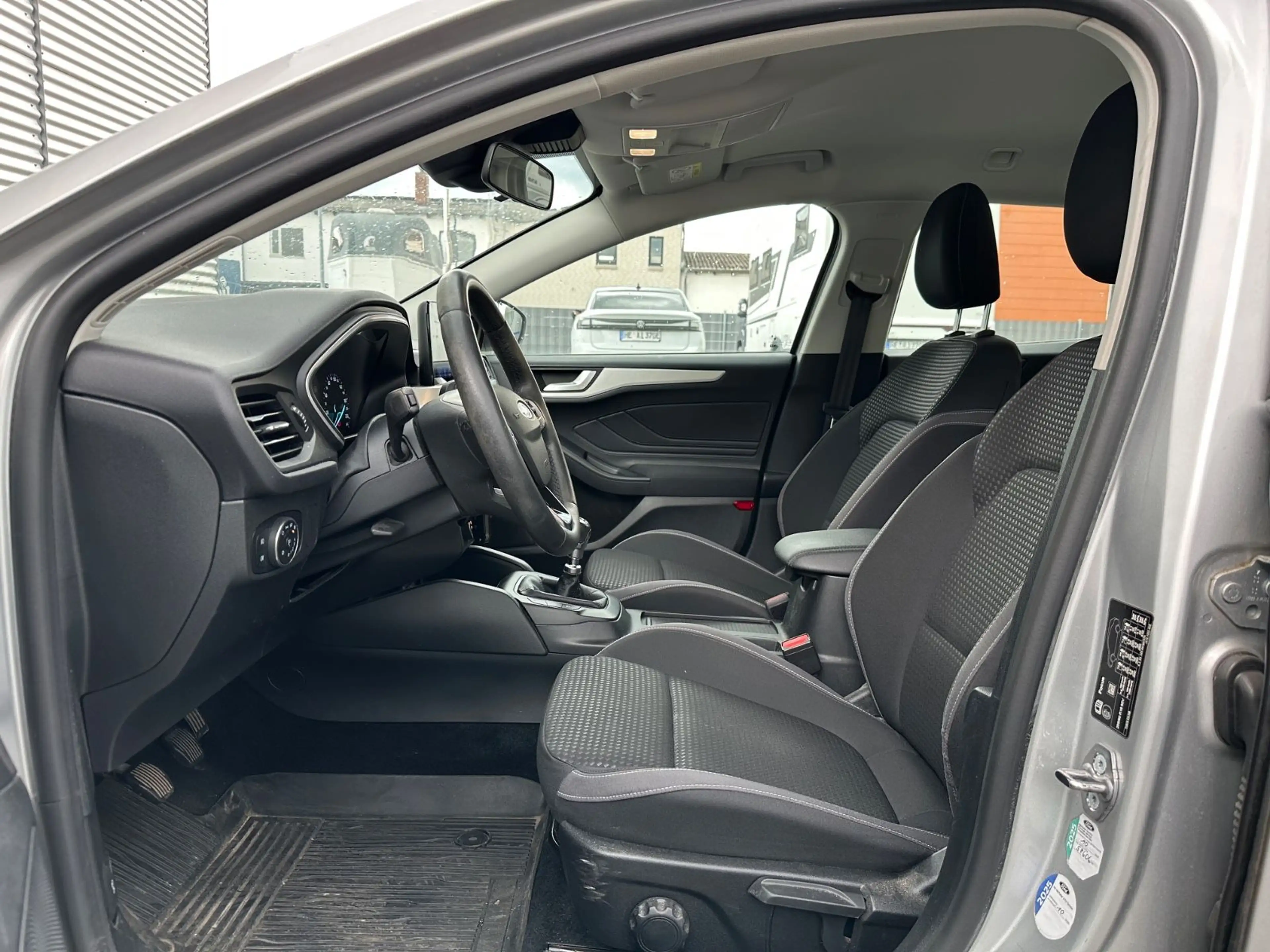Ford Focus 1.5 D Ecoblue *Standhzg*Kamera*Assist*LED* — photo 11