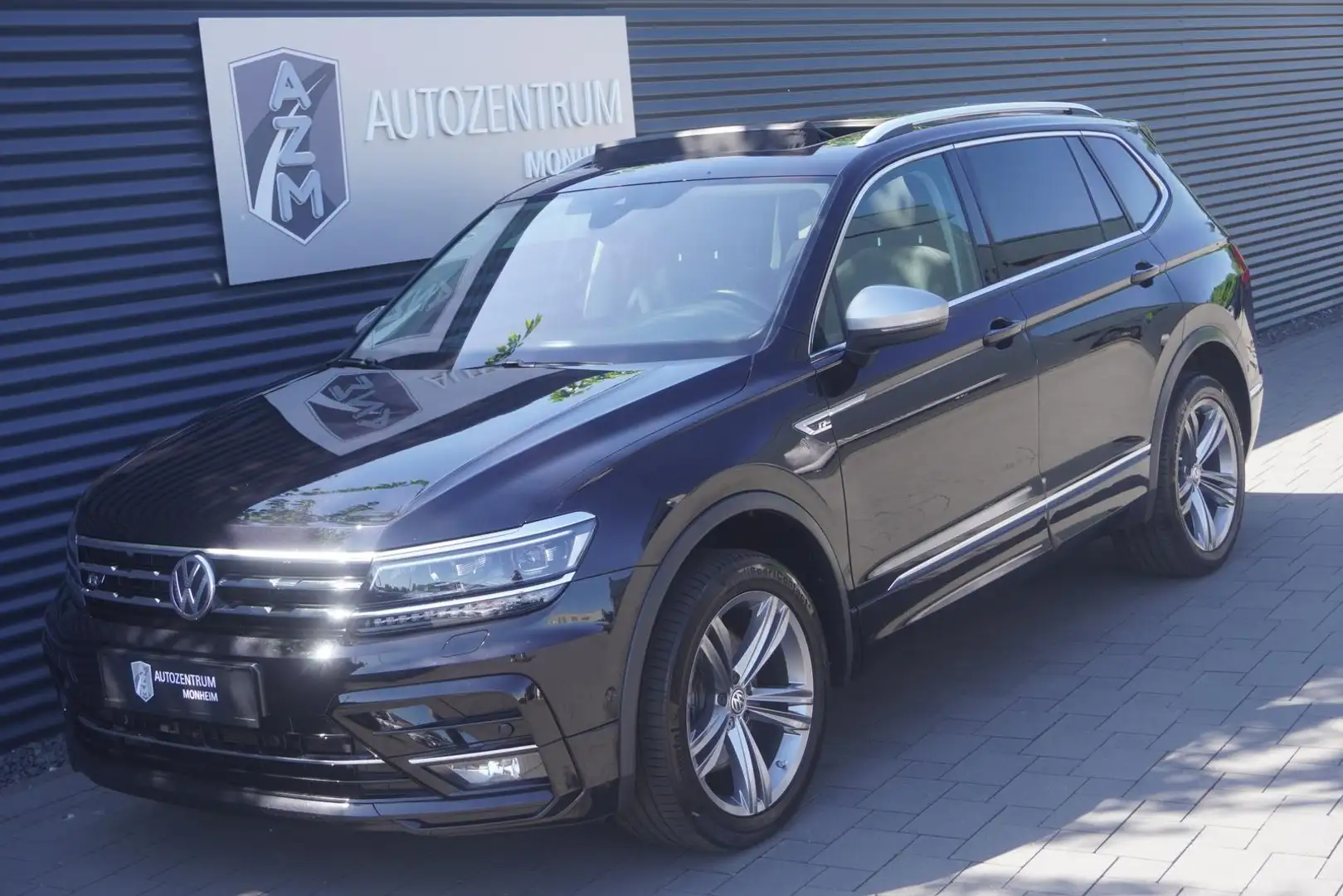 Volkswagen Tiguan Allspace 2.0 TDI DSG|R-LINE|HIGHLINE|PANO Schwarz - 2