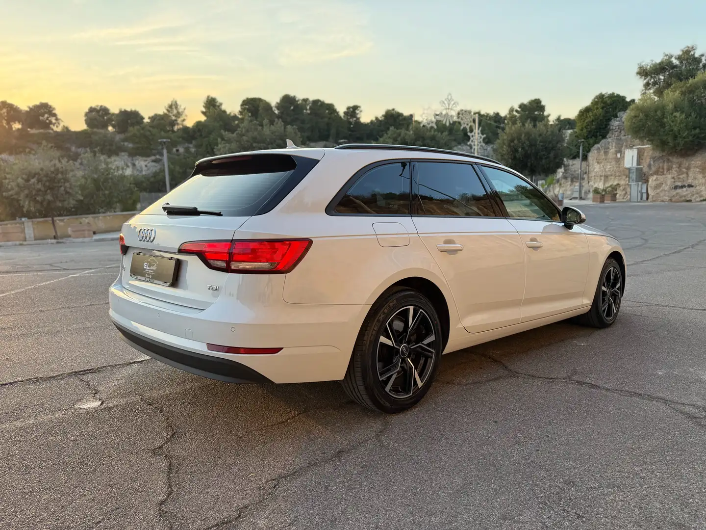 Audi A4 Avant/2.0 TDI 150 CV S-TRONIC/NAVI/LED/CERCHI 17" - 2