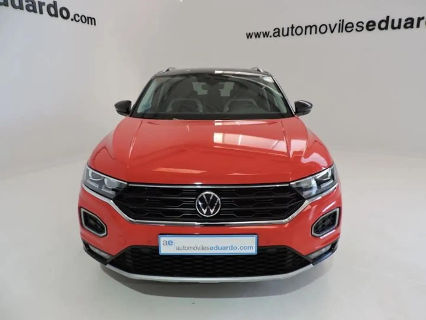 Volkswagen T-Roc 1.5 TSI Sport Rojo - 2