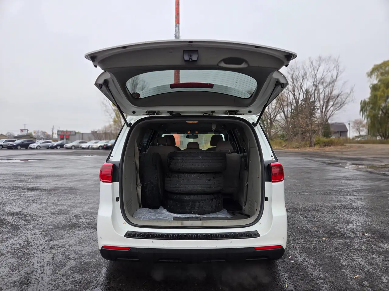 Kia Sedona fotografie Kia Sedona