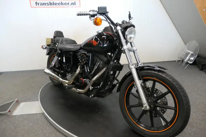 Harley-Davidson Sturgis - foto 2