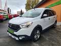 Dacia Lodgy Stepway 1.3 TCe 130 (7-Si.) +NAVI/CAM/AHK! Blanc - thumbnail 3