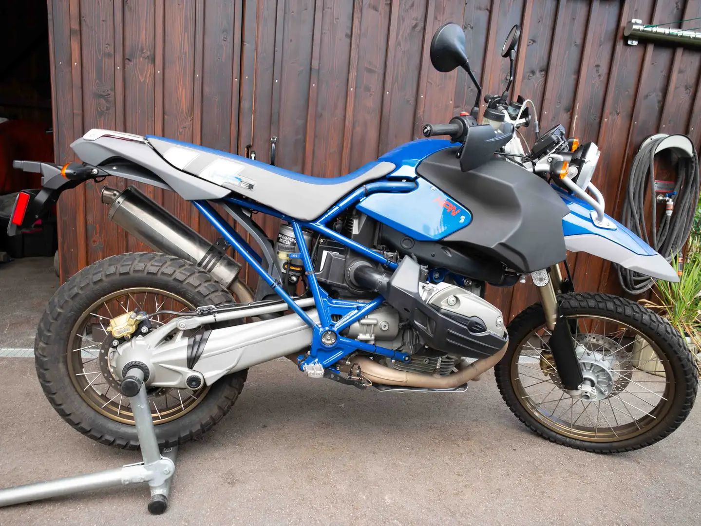 BMW HP2 Enduro Blue - 2