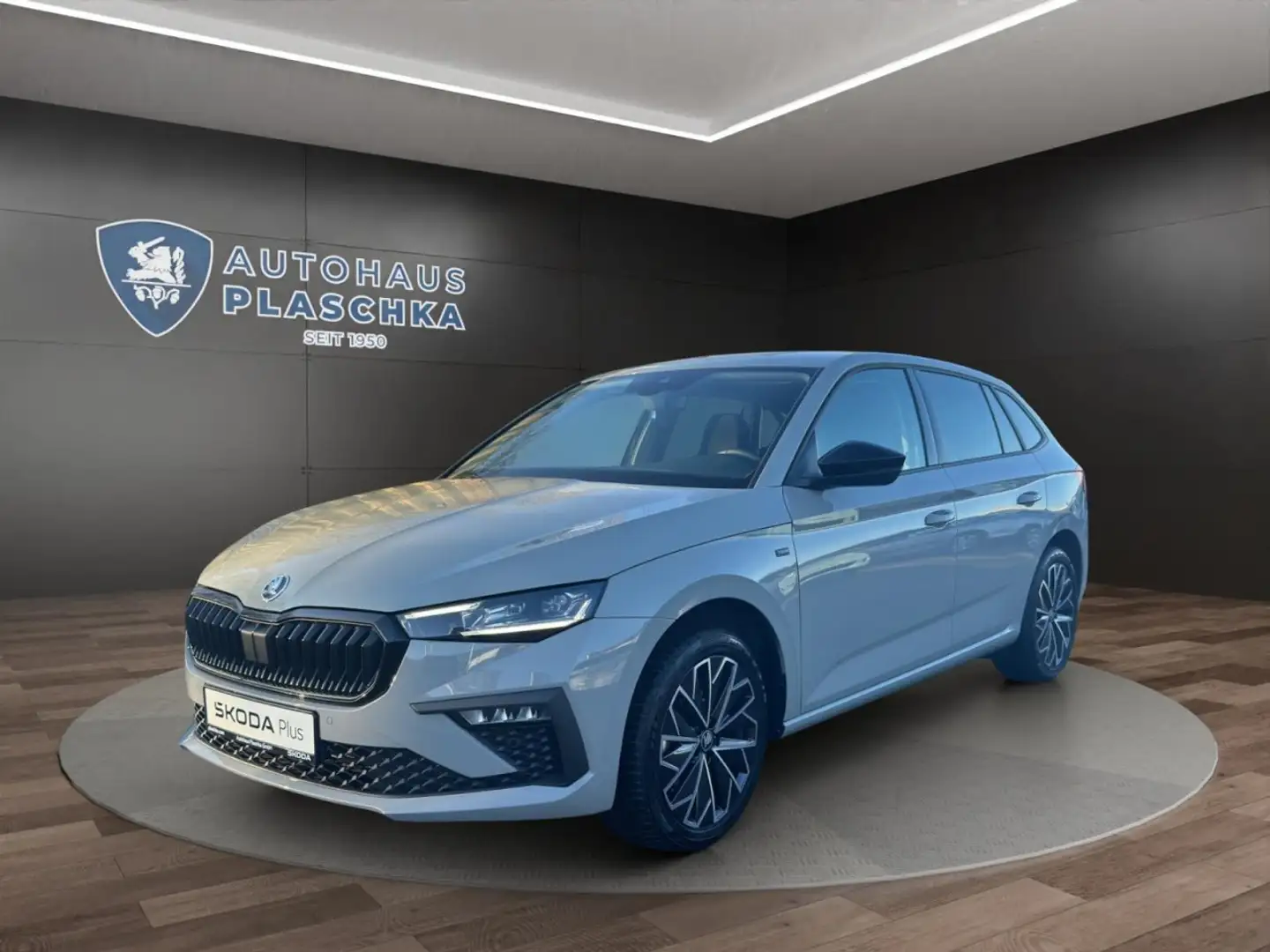 Skoda Scala 1.5 TSI DSG Selection LED*NAVI*AHK Klima Navi Grau - 1