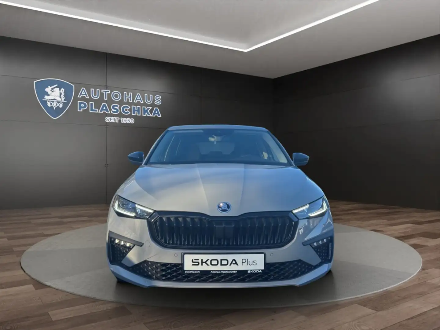 Skoda Scala 1.5 TSI DSG Selection LED*NAVI*AHK Klima Navi Grau - 2