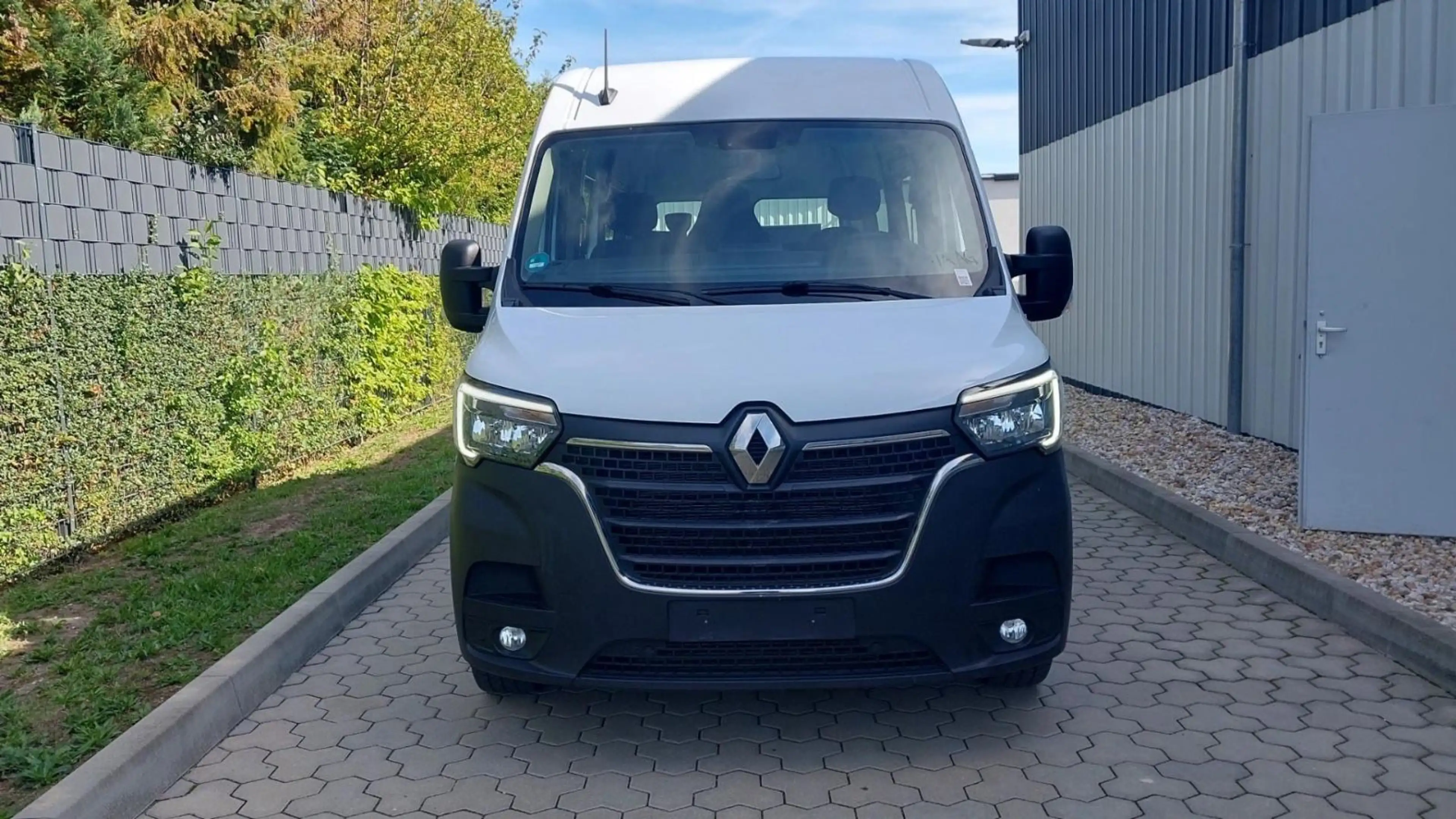 Renault Master L2H2 BUS 9-Sitze 1.HAND CAM PDC TEMPOMAT — photo 3