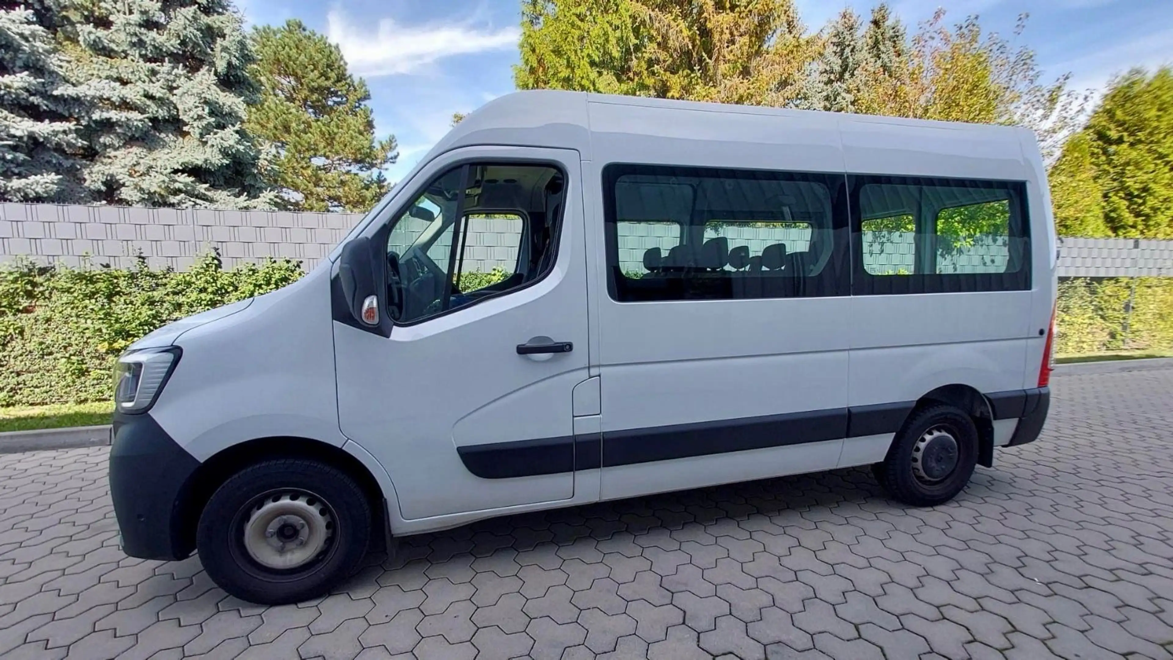 Renault Master L2H2 BUS 9-Sitze 1.HAND CAM PDC TEMPOMAT — photo 12