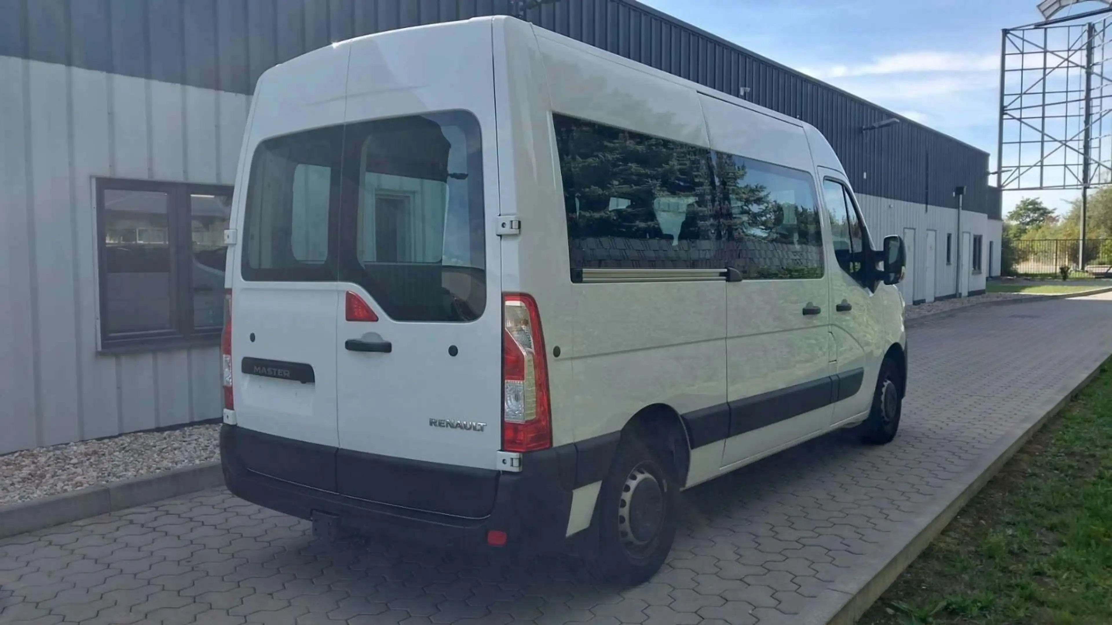 Renault Master L2H2 BUS 9-Sitze 1.HAND CAM PDC TEMPOMAT — photo 15