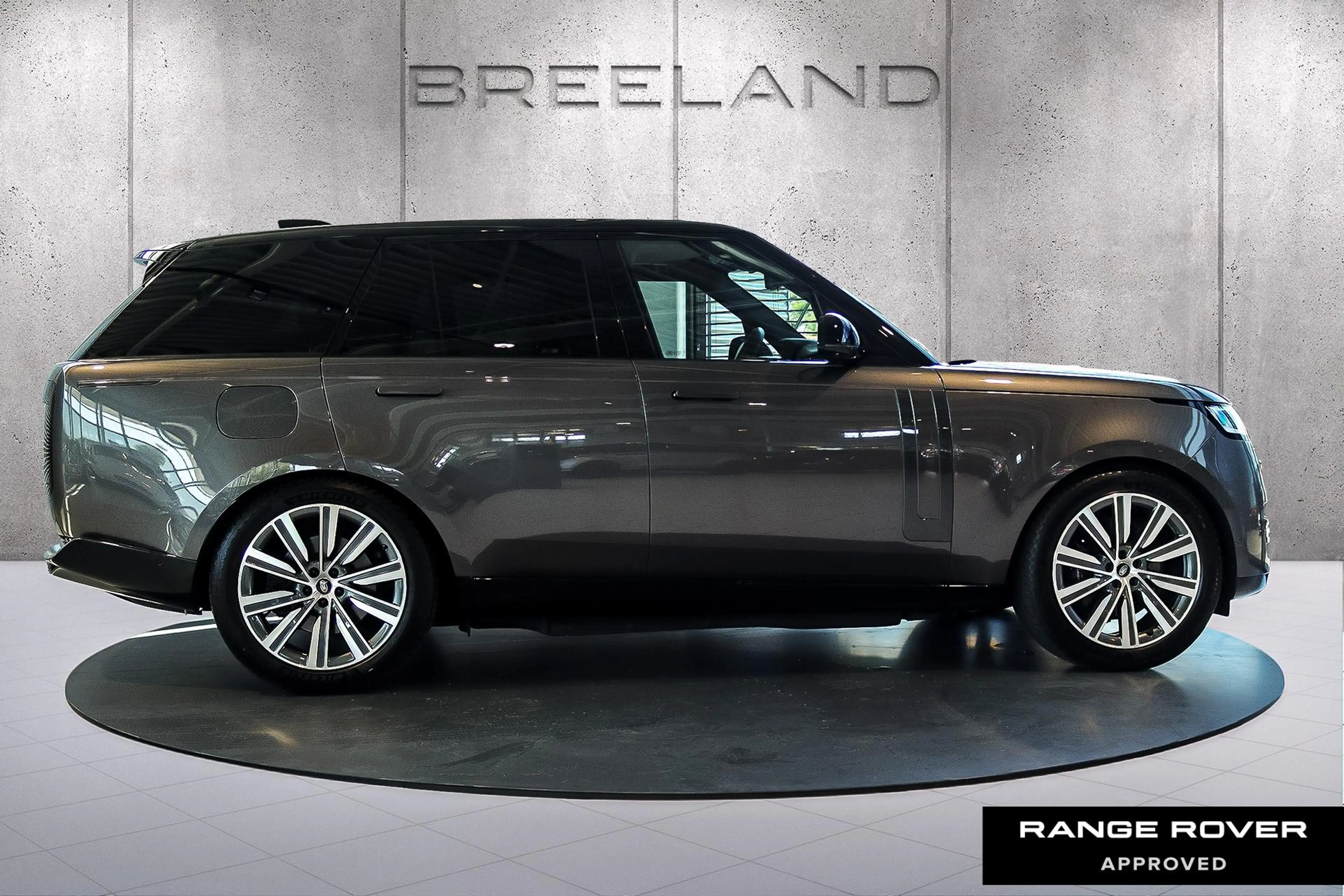 Land Rover Range Rover P550e Autobiography | Tow Pack | Shadow Pack | Hom — photo 6
