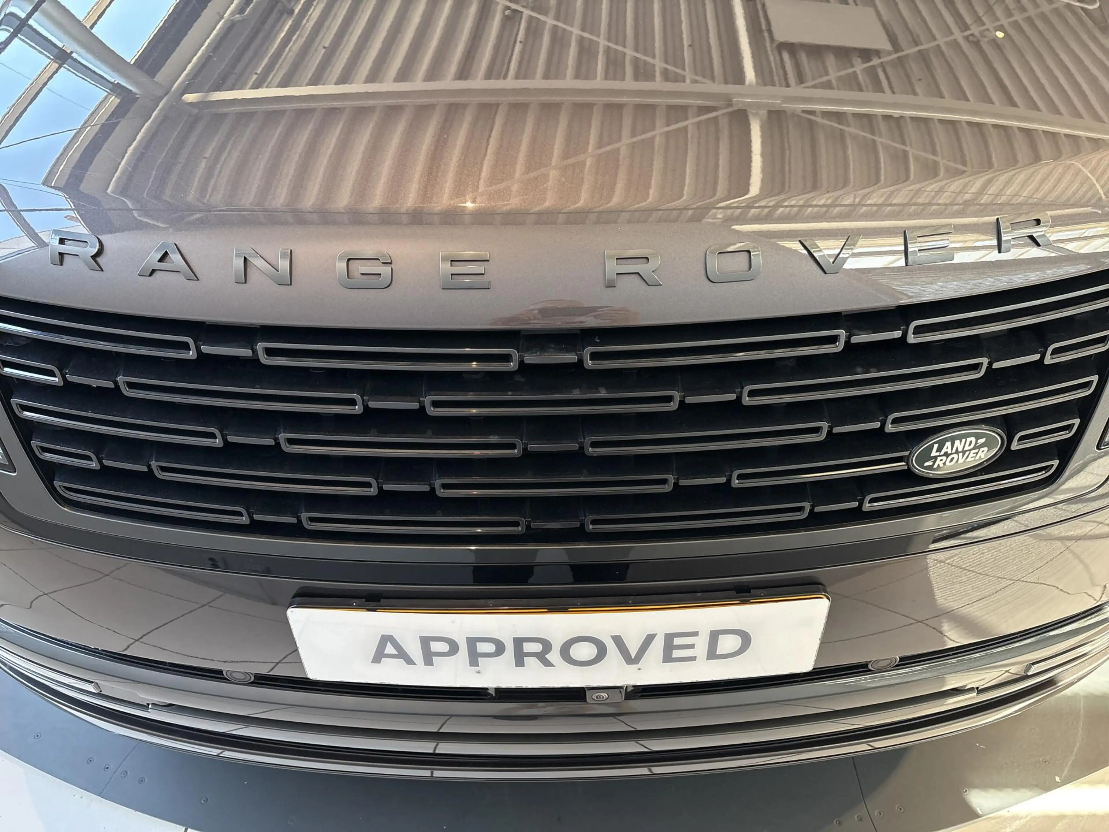 Land Rover Range Rover P550e Autobiography | Tow Pack | Shadow Pack | Hom — photo 23