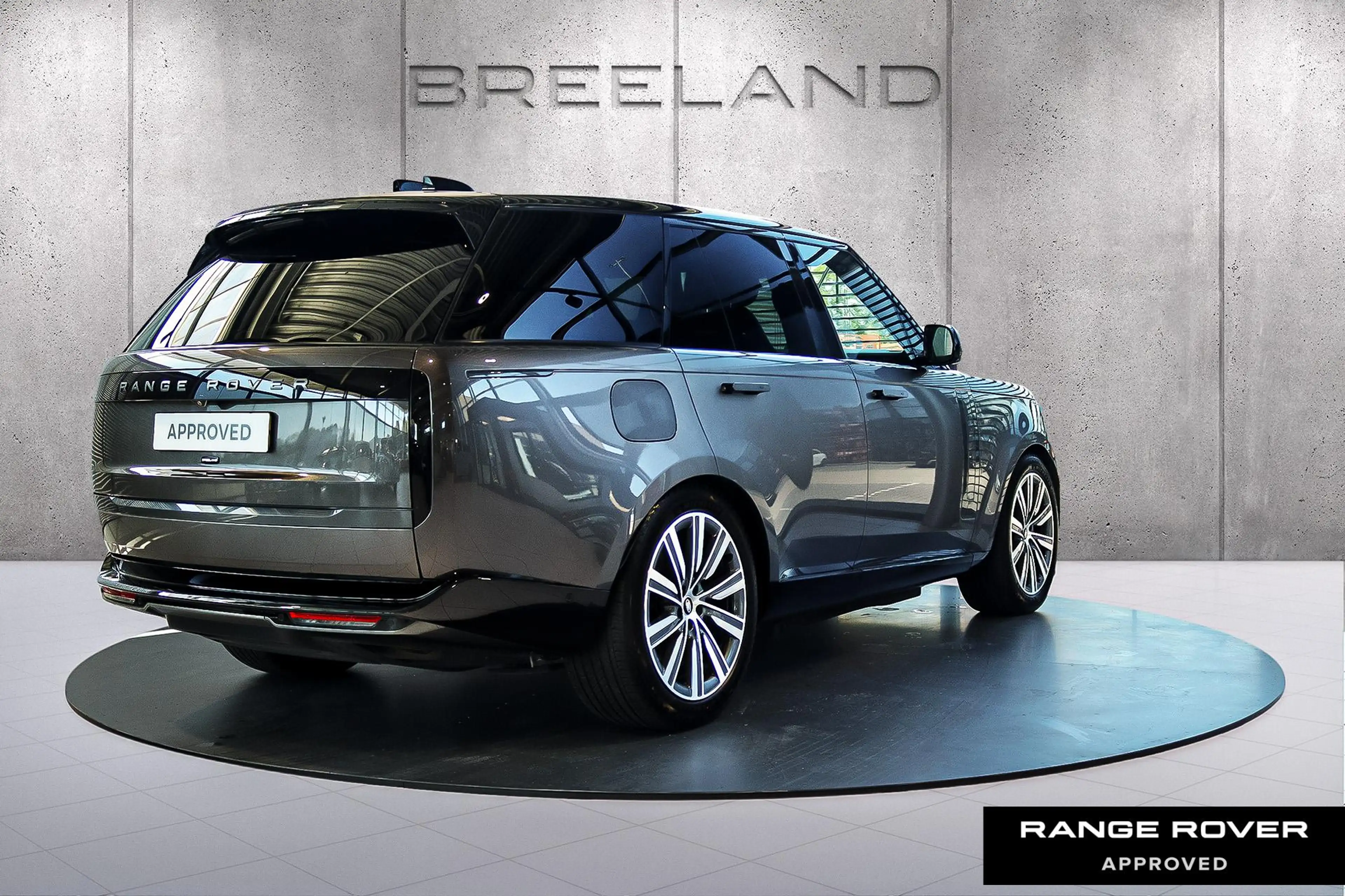 Land Rover Range Rover P550e Autobiography | Tow Pack | Shadow Pack | Hom — photo 2