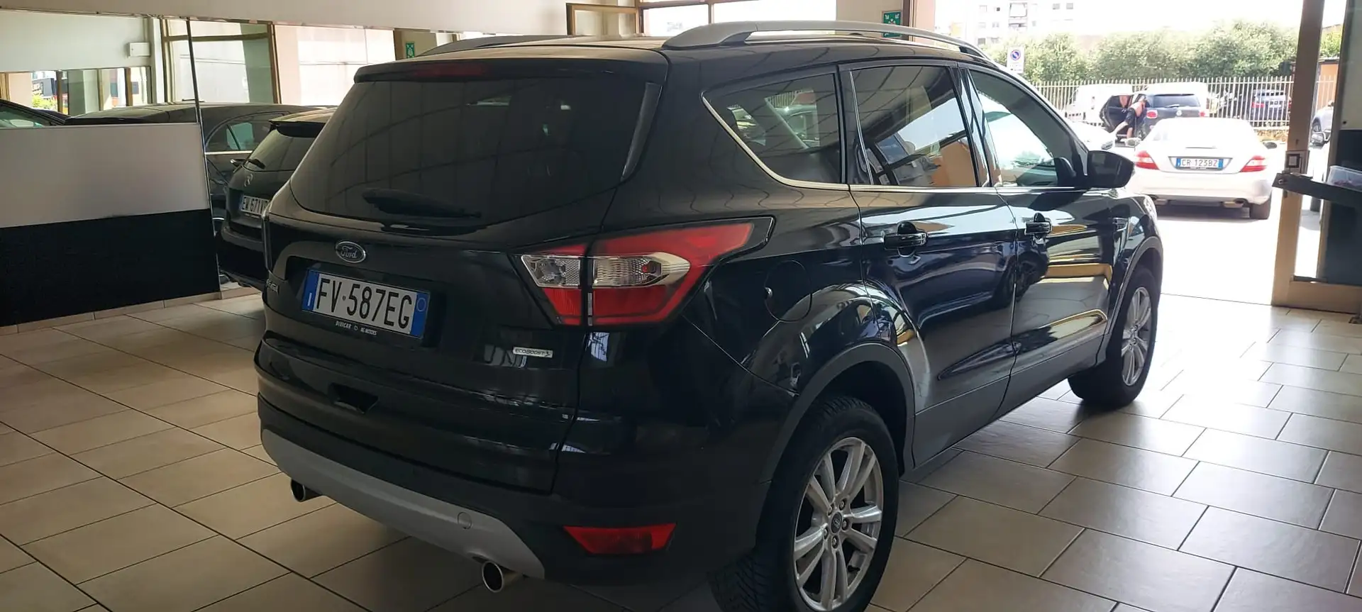 Ford Kuga 1.5 ecoboost Titanium - Nessun vincolo - Nero - 2