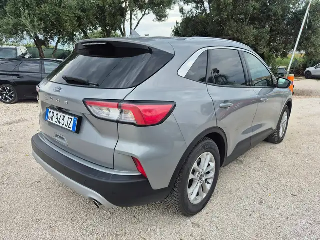 Ford Kuga view 4