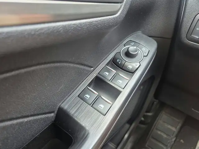 Ford Kuga view 12