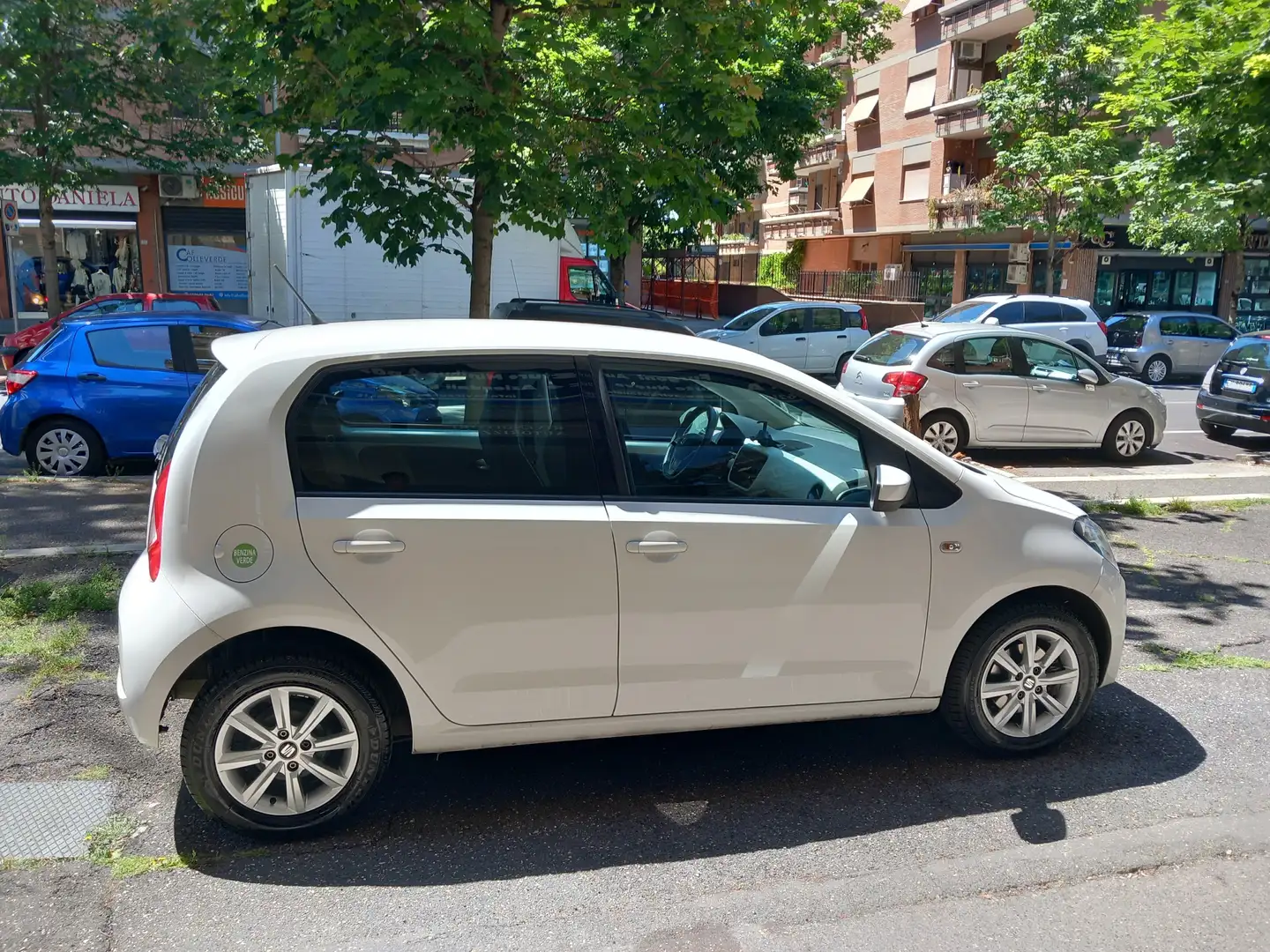 SEAT Mii 1.0 CHIC 5 PORTE Bianco - 2