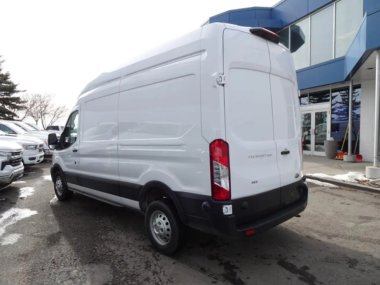 Ford Transit Cargo Van снимка Ford Transit Cargo Van