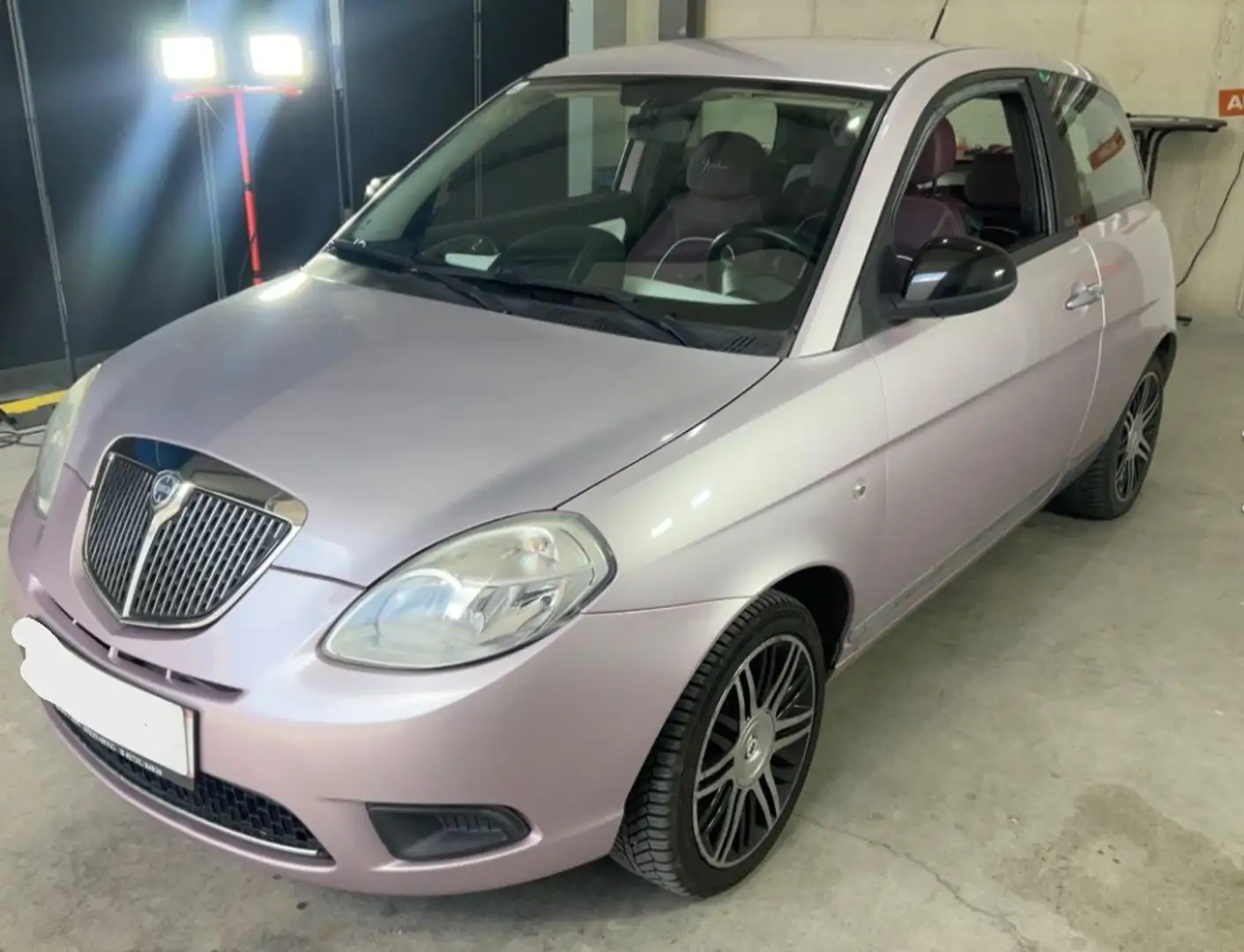 Lancia Ypsilon Ypsilon 1.2 8v Elle Mauve - 1