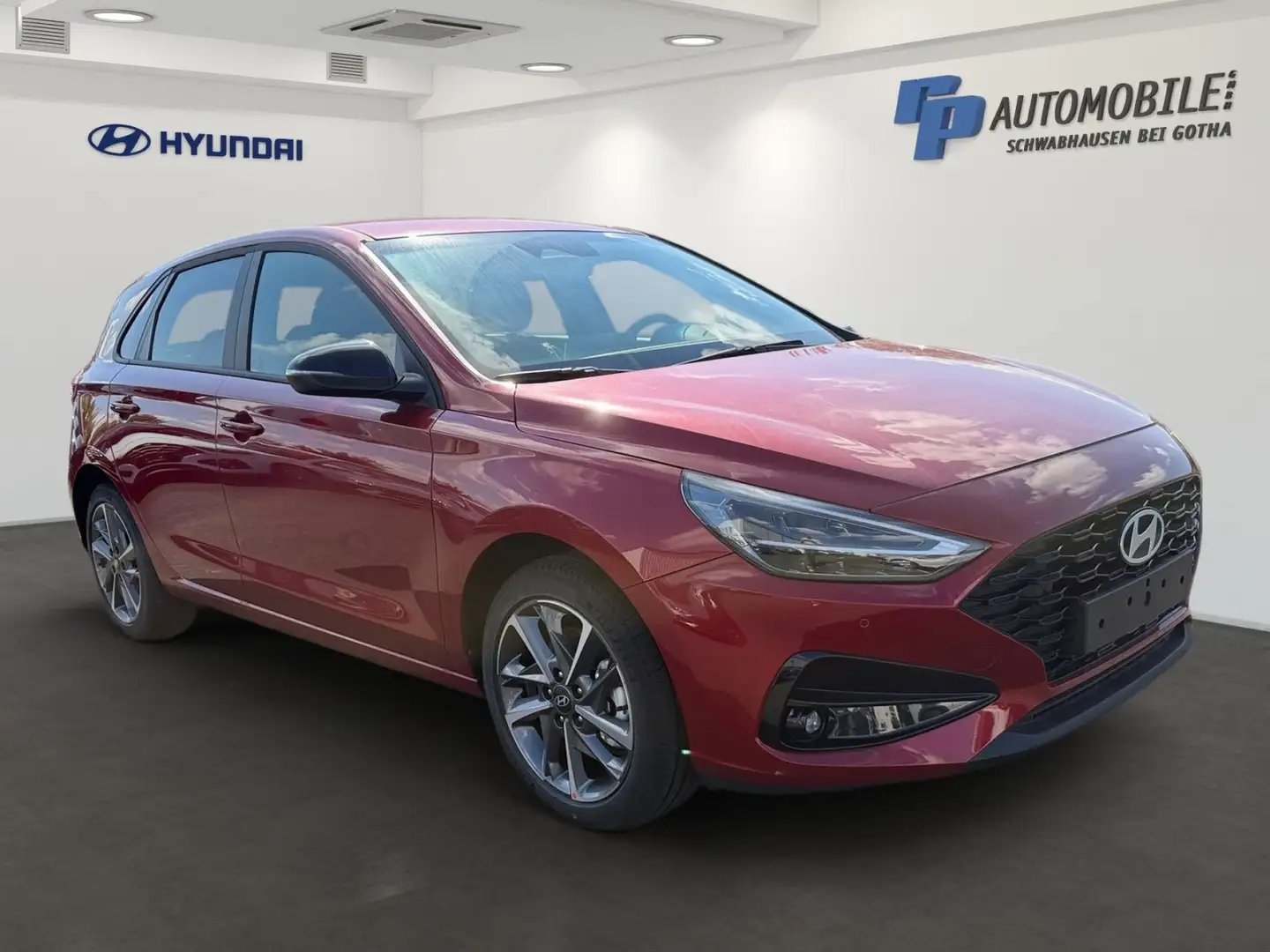Hyundai i30 1.5 DPI Edition Winter-Paket Rouge - 2