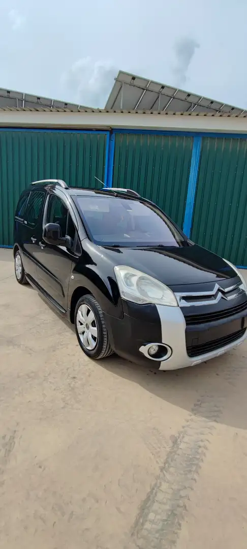 Citroen Berlingo Combi 1.6 HDi XTR Negro - 1