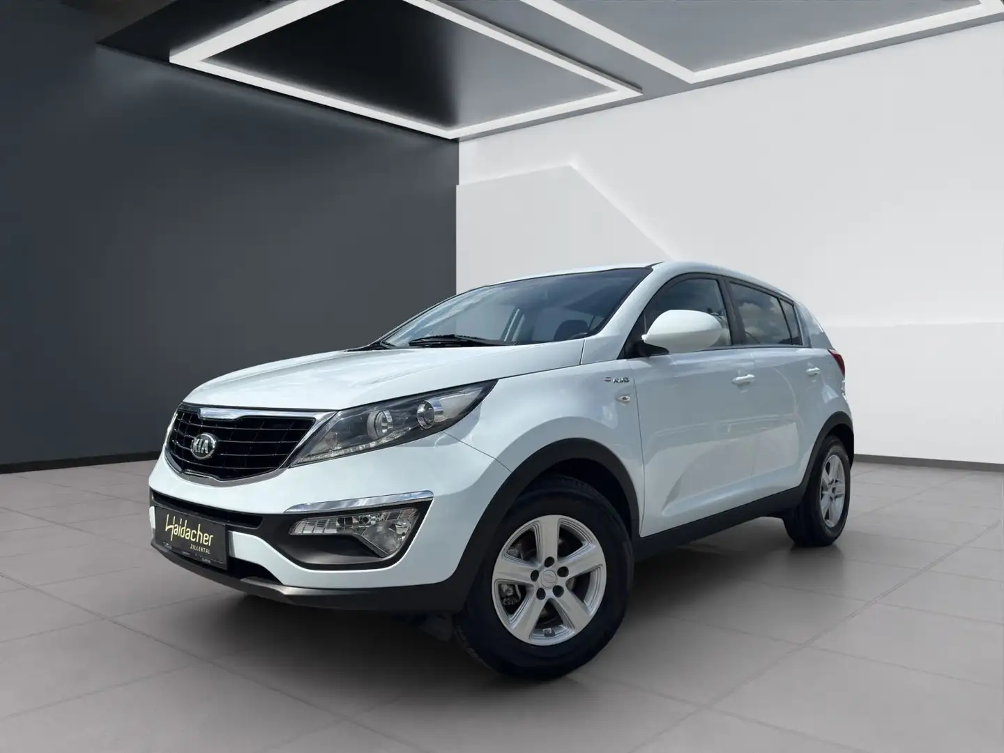 Kia Sportage 2.0 CRDi AWD 4x4 RKam PTS Weiß - 1