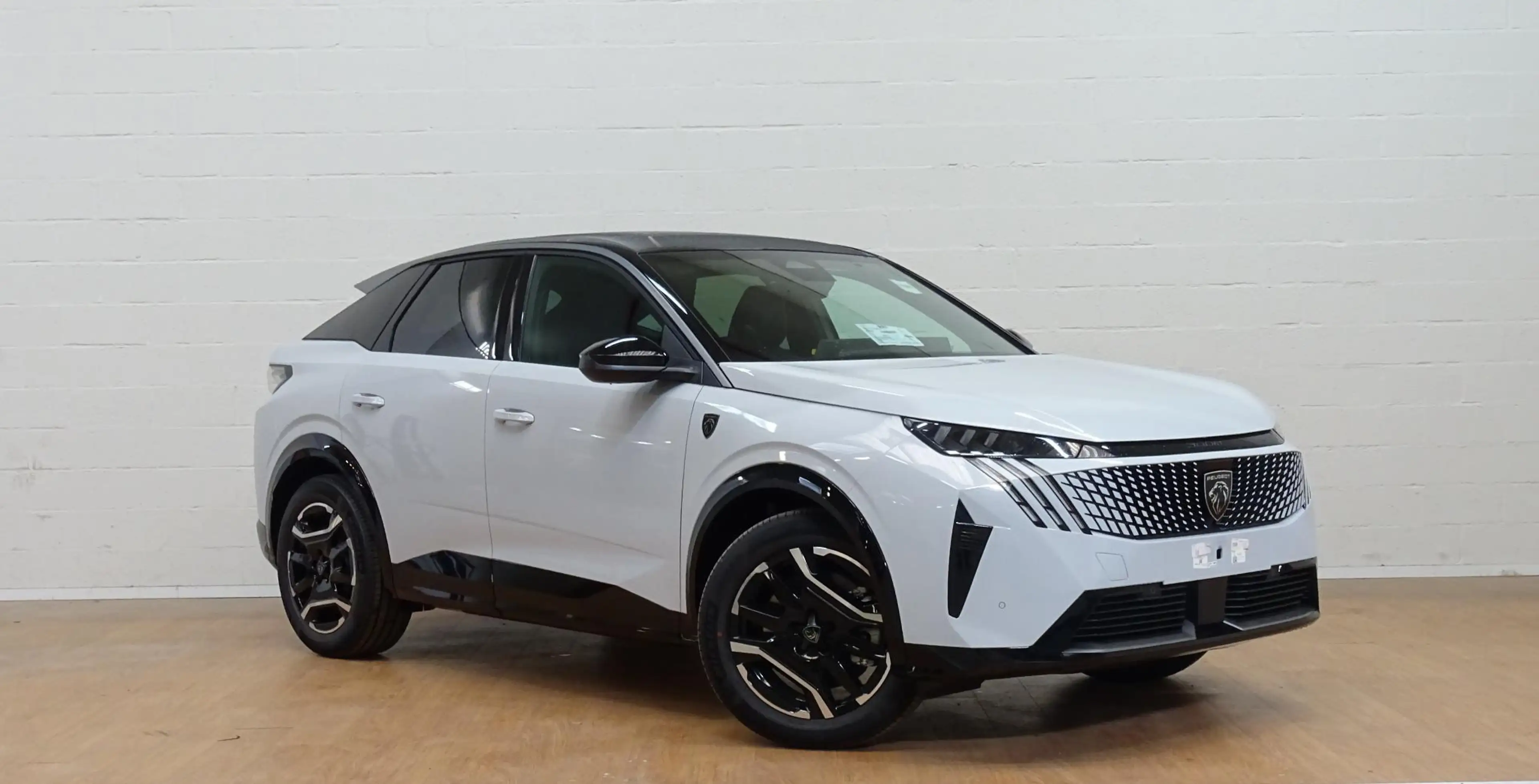 Peugeot 3008 e-3008 210 GT+open dak — photo 2