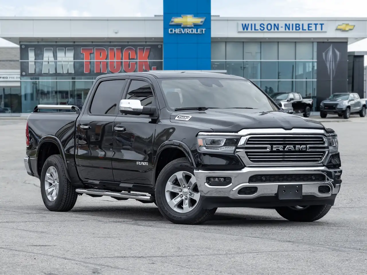 RAM 1500 снимка RAM 1500