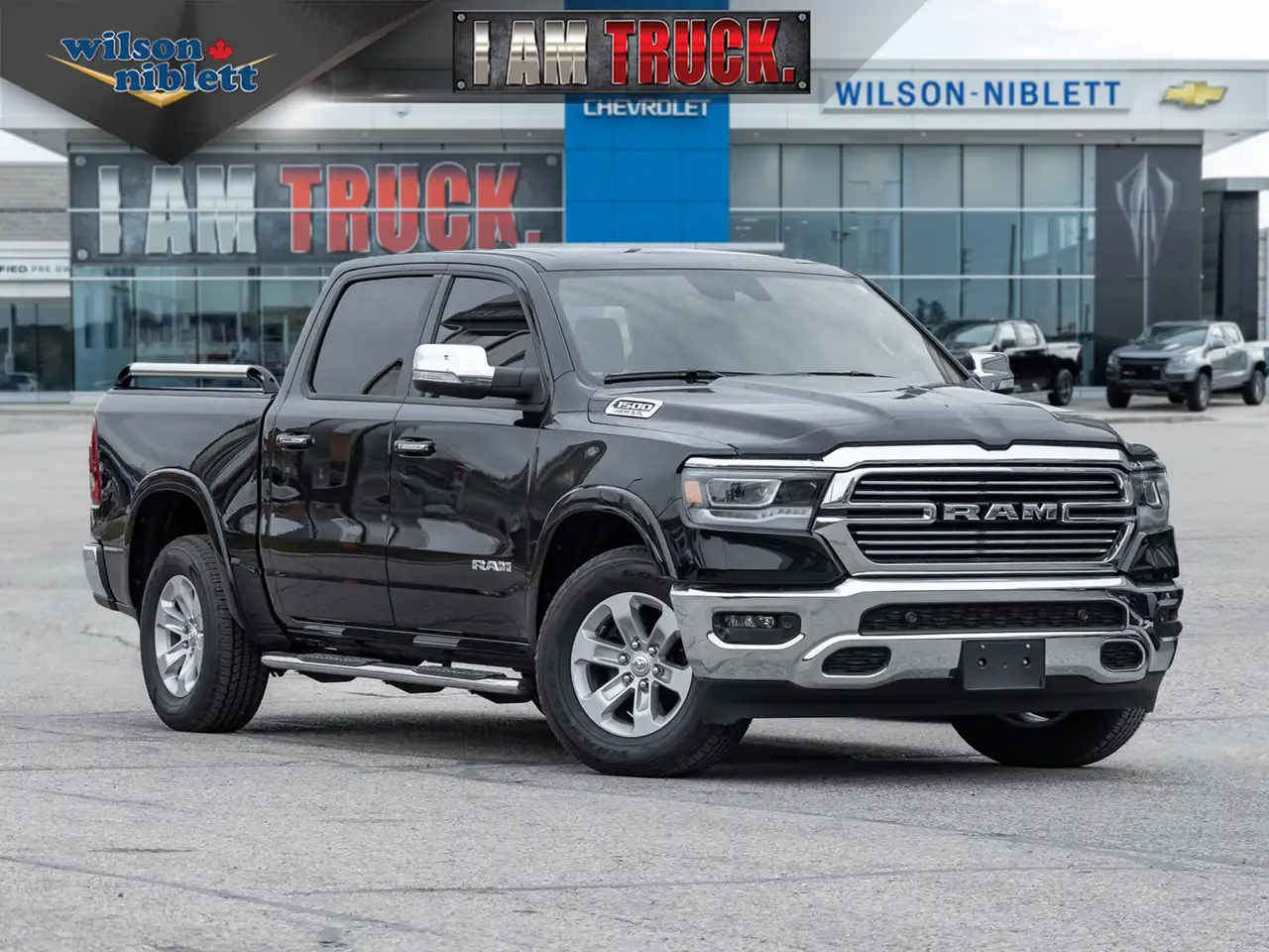 RAM 1500 снимка RAM 1500