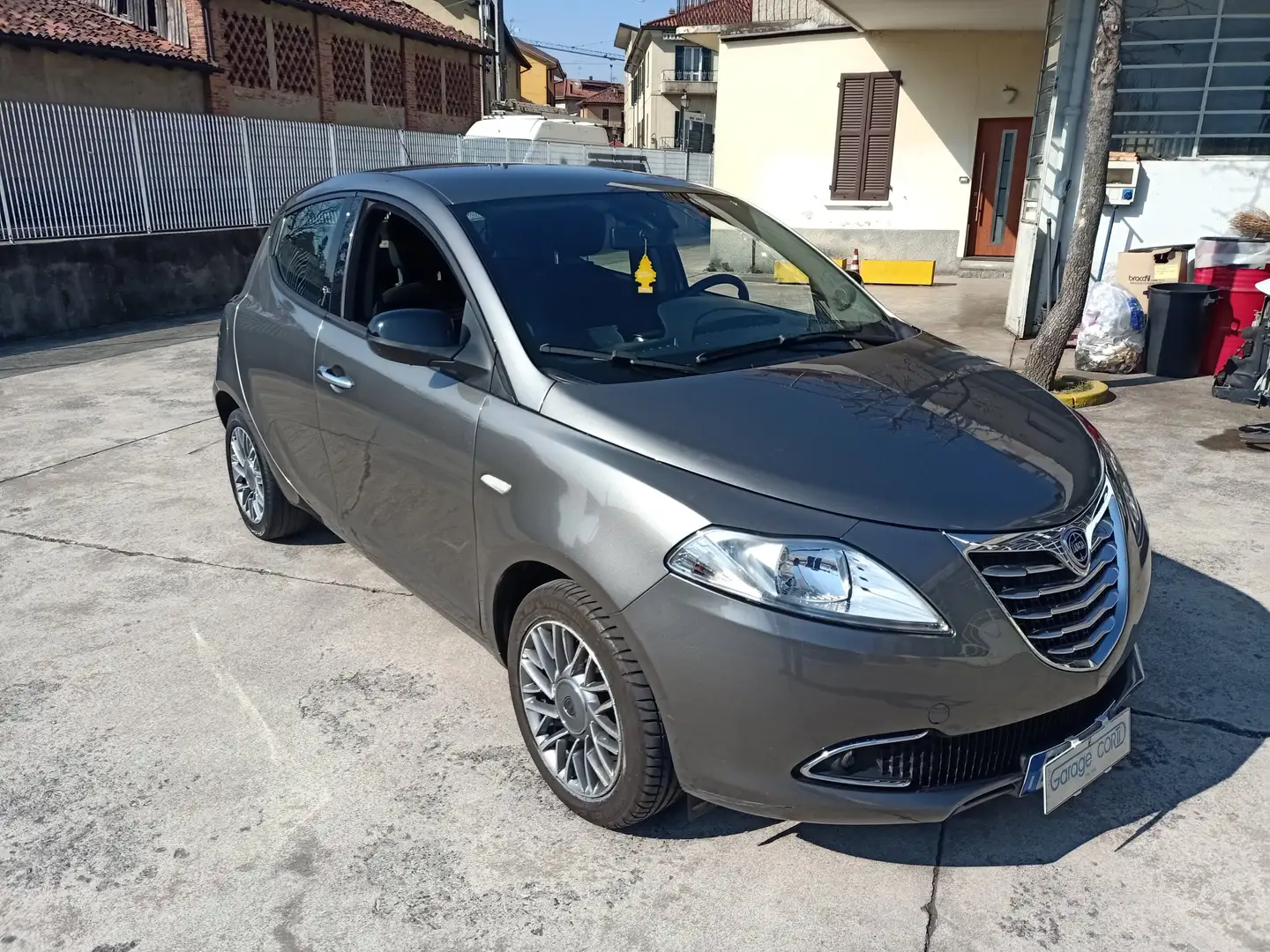 Lancia Ypsilon Ypsilon III 2021 1.0 firefly hybrid Silver s Gris - 2