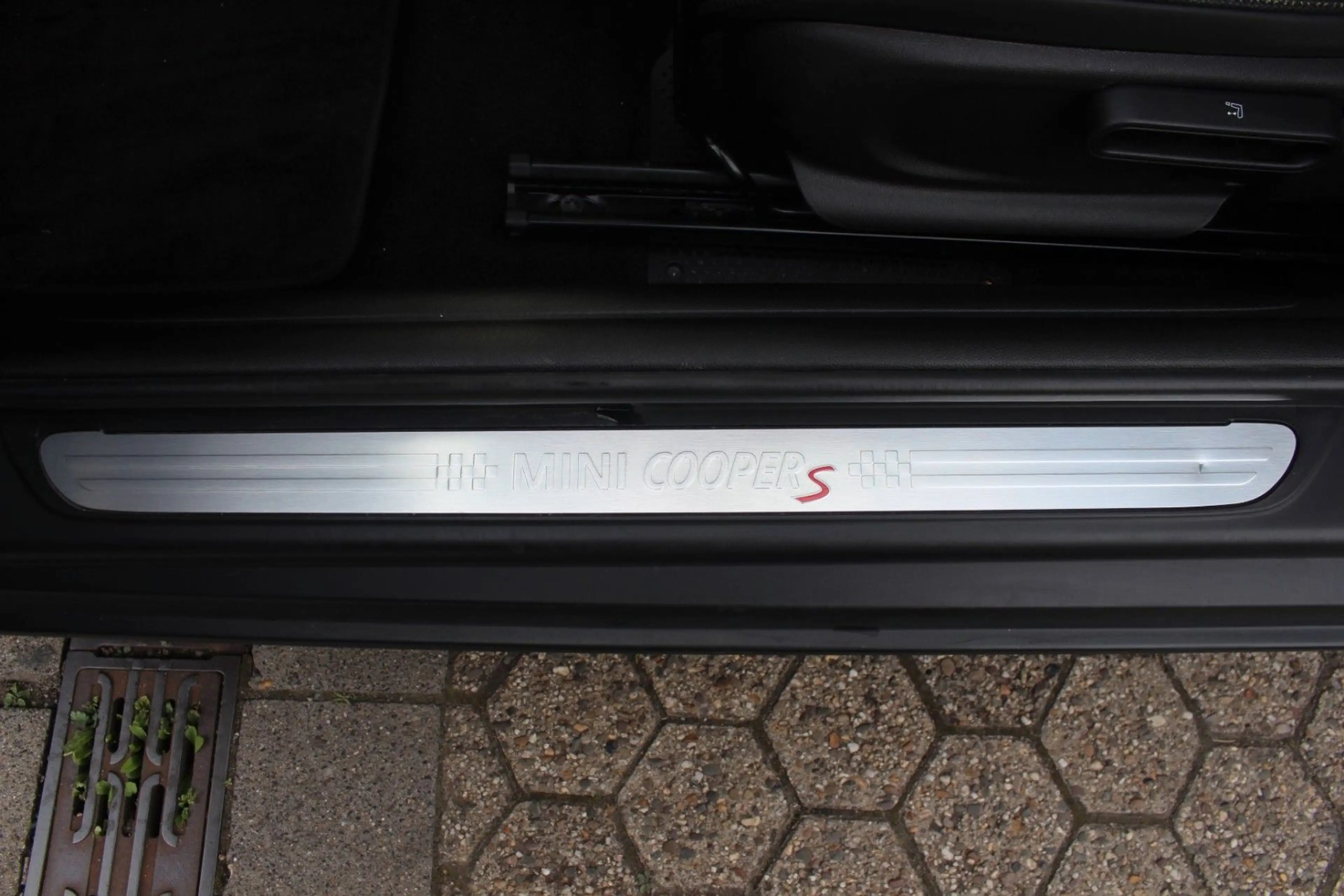 MINI Cooper S /Head-Up/Pano/Kamera/Leder/Temp/Ambiente — photo 15