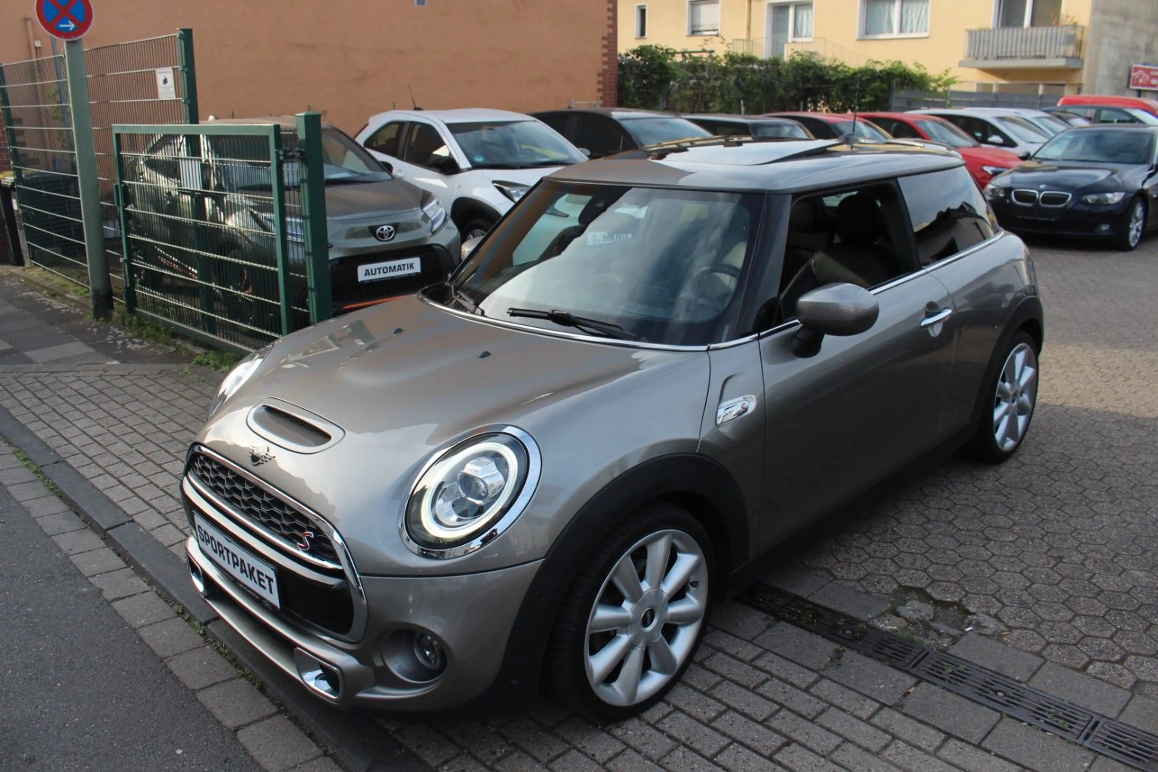 MINI Cooper S /Head-Up/Pano/Kamera/Leder/Temp/Ambiente — photo 4
