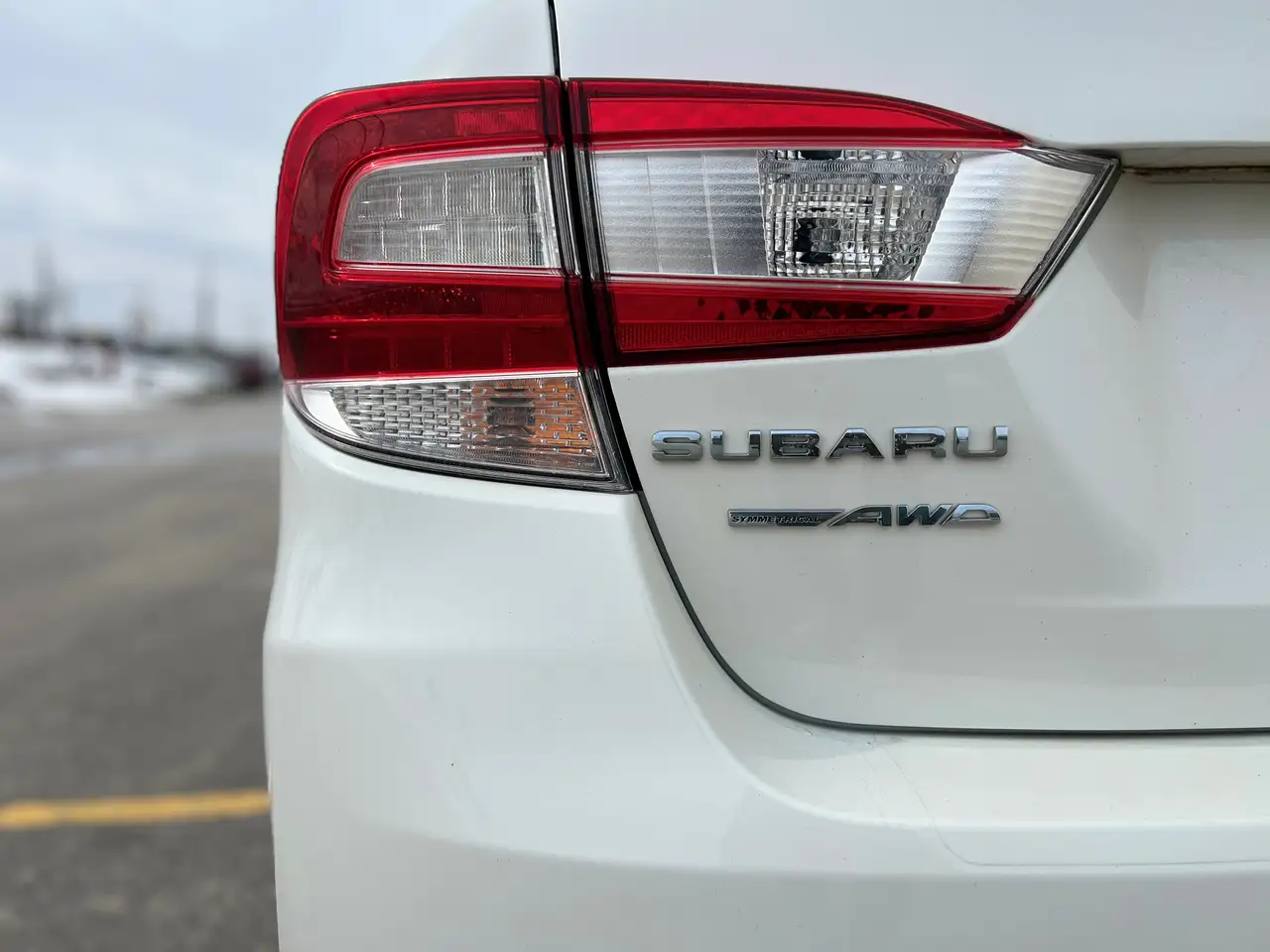 Subaru Impreza снимка Subaru Impreza