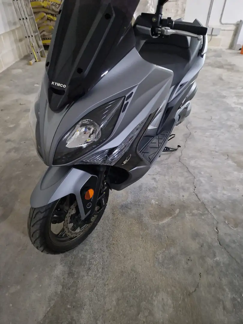Kymco Xciting 400i Abs Grijs - 1