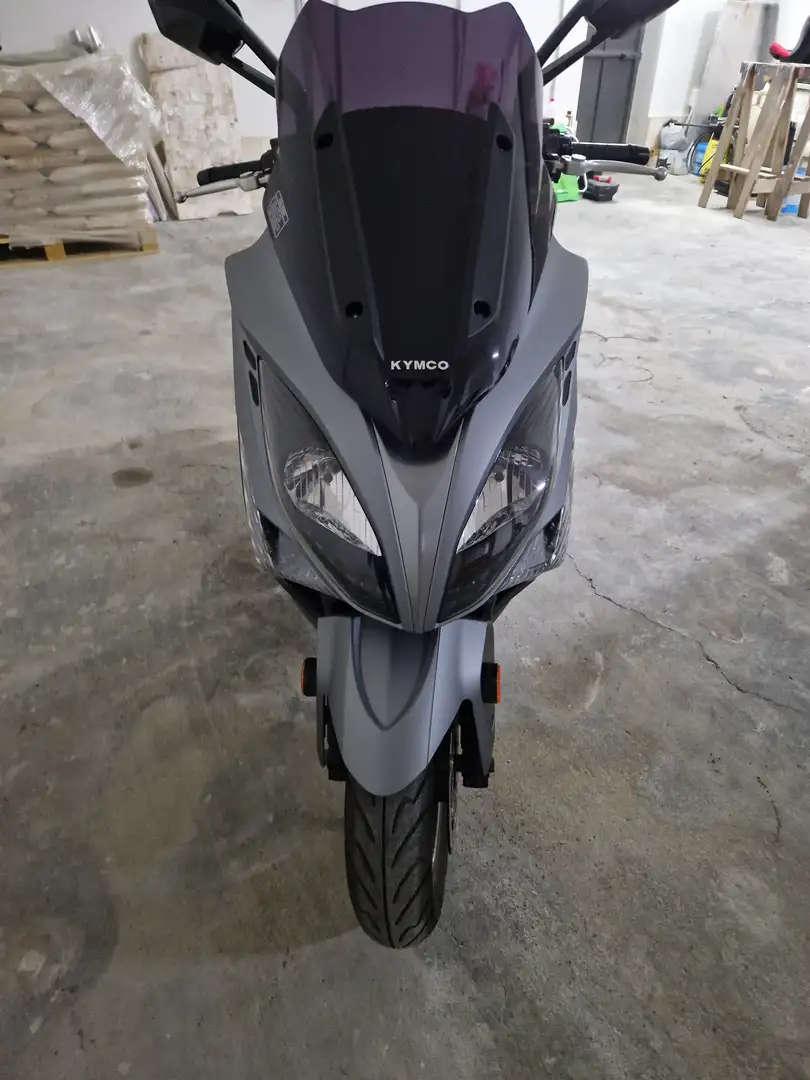 Kymco Xciting 400i Abs Grijs - 2