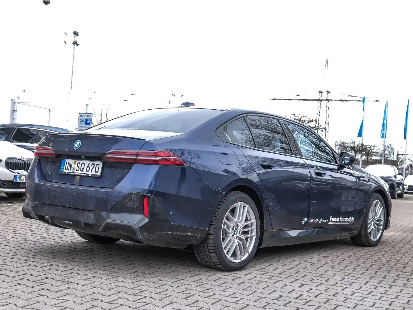 BMW i5 eDrive40 M Sport Pro HuD+LED+Komfortsitze+Bowers&W Blau - 2