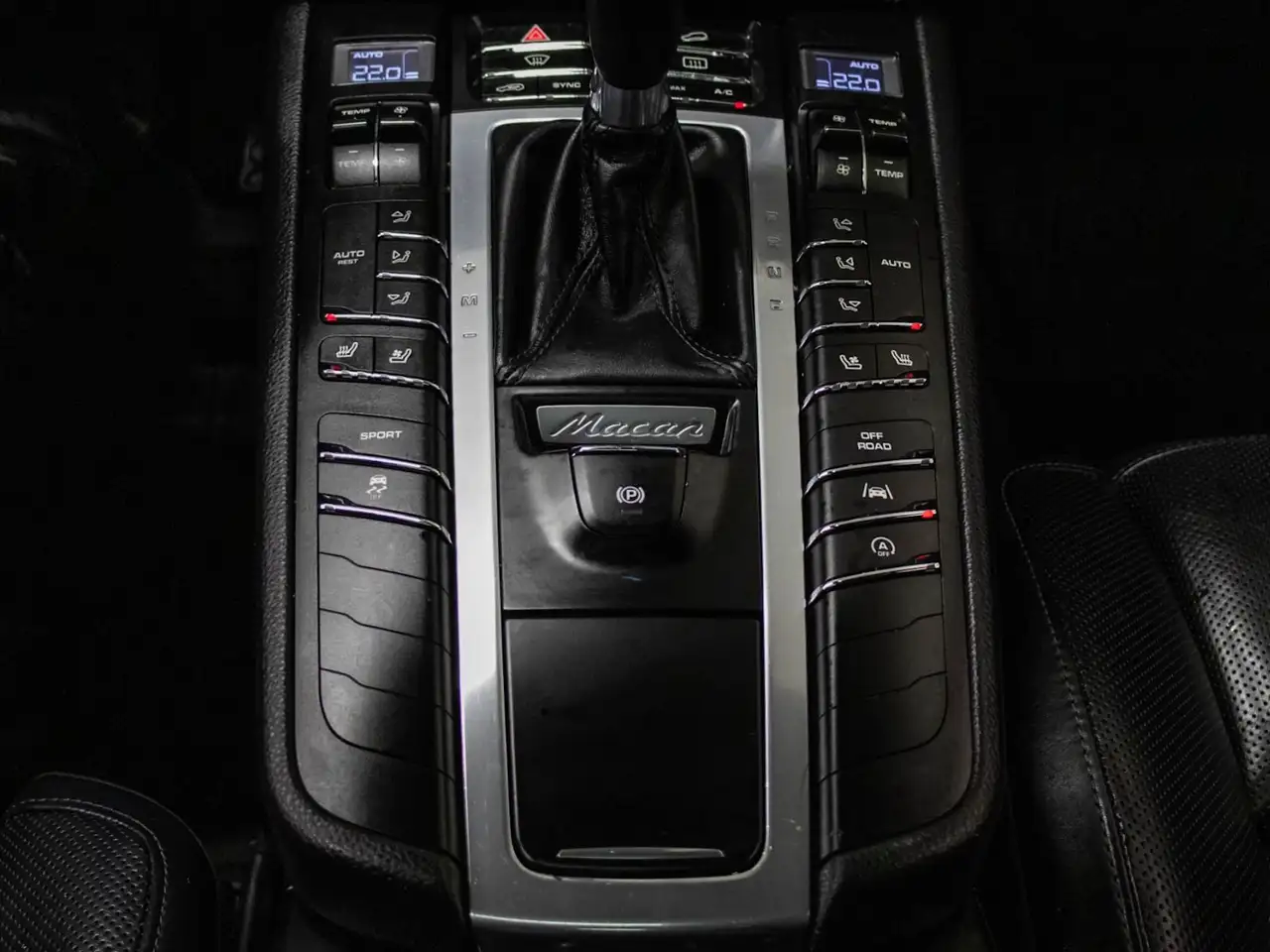 Porsche Macan снимка Porsche Macan