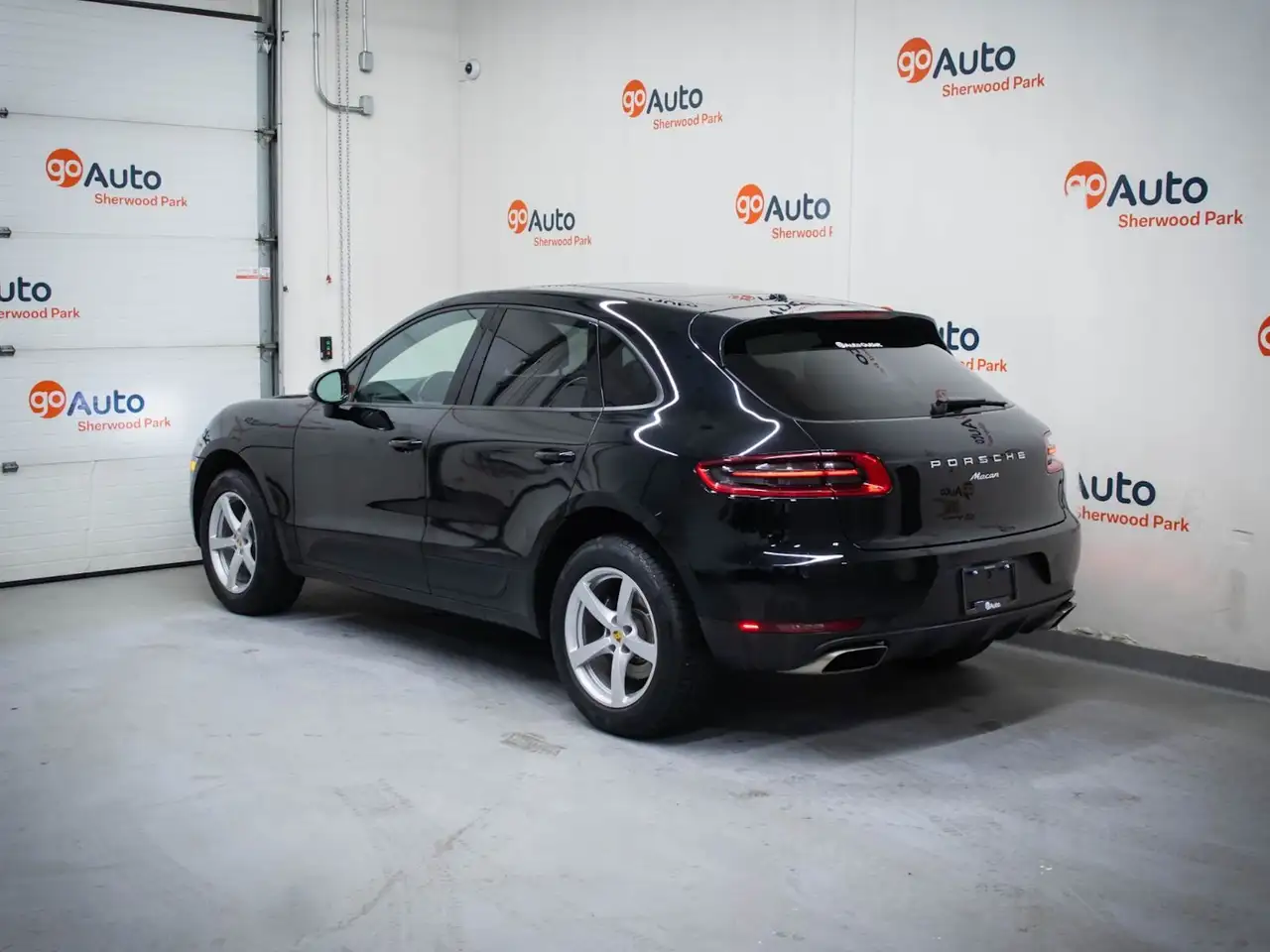 Porsche Macan снимка Porsche Macan