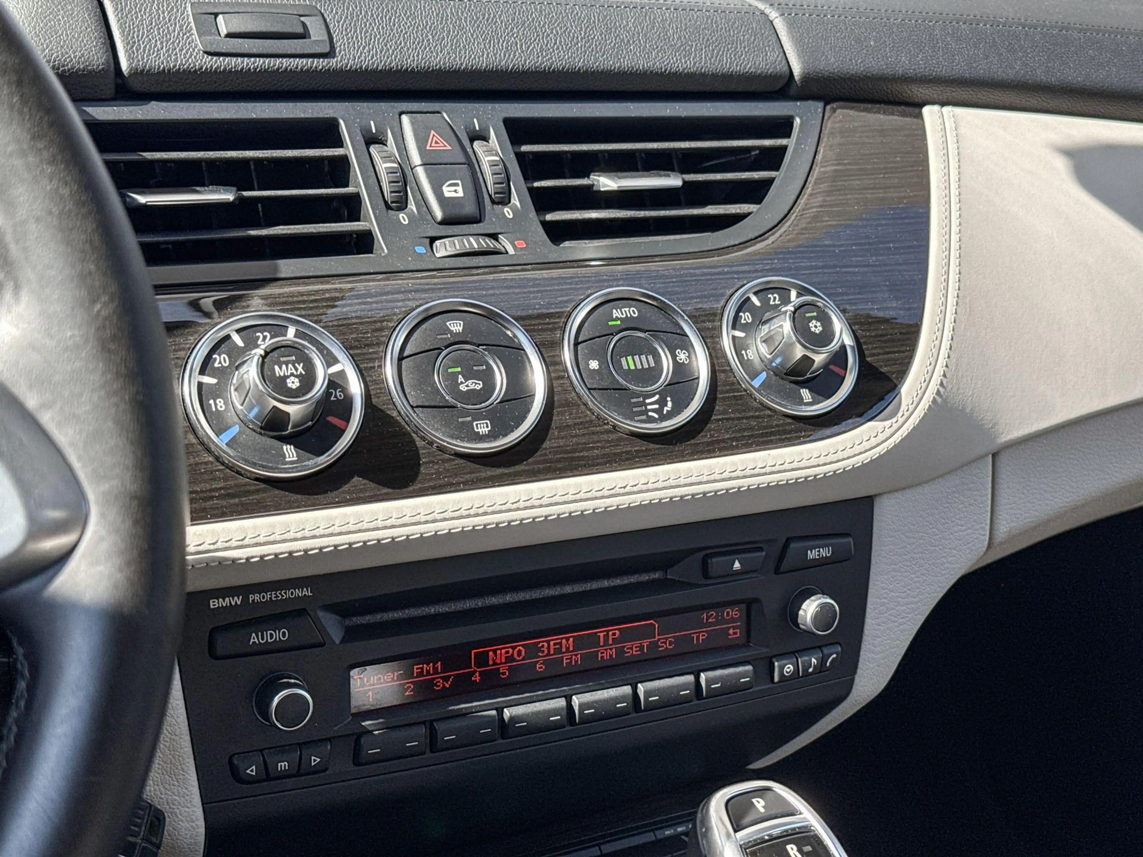 BMW Z4 Roadster sDrive35i Executive — photo 12