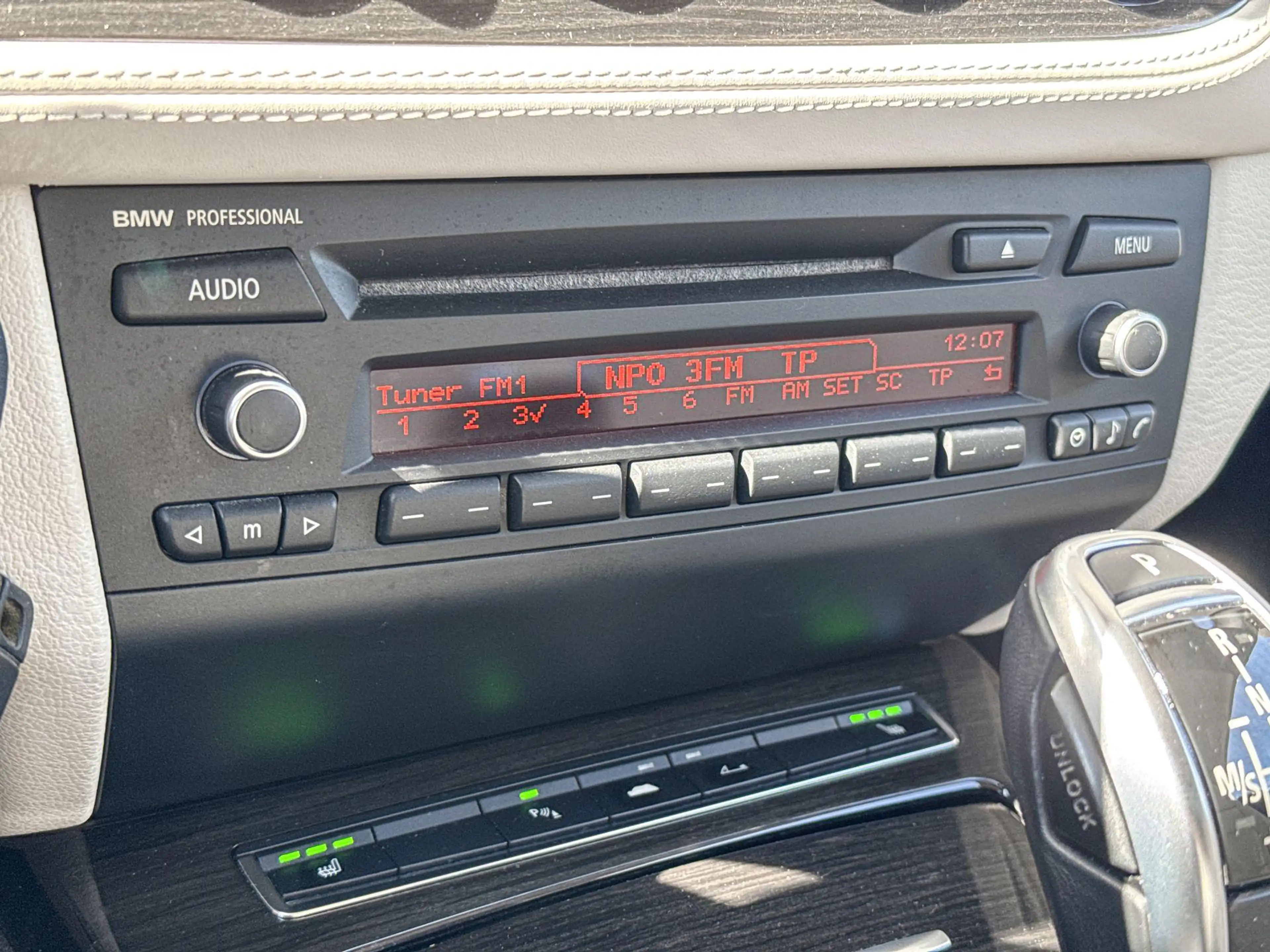 BMW Z4 Roadster sDrive35i Executive — photo 14