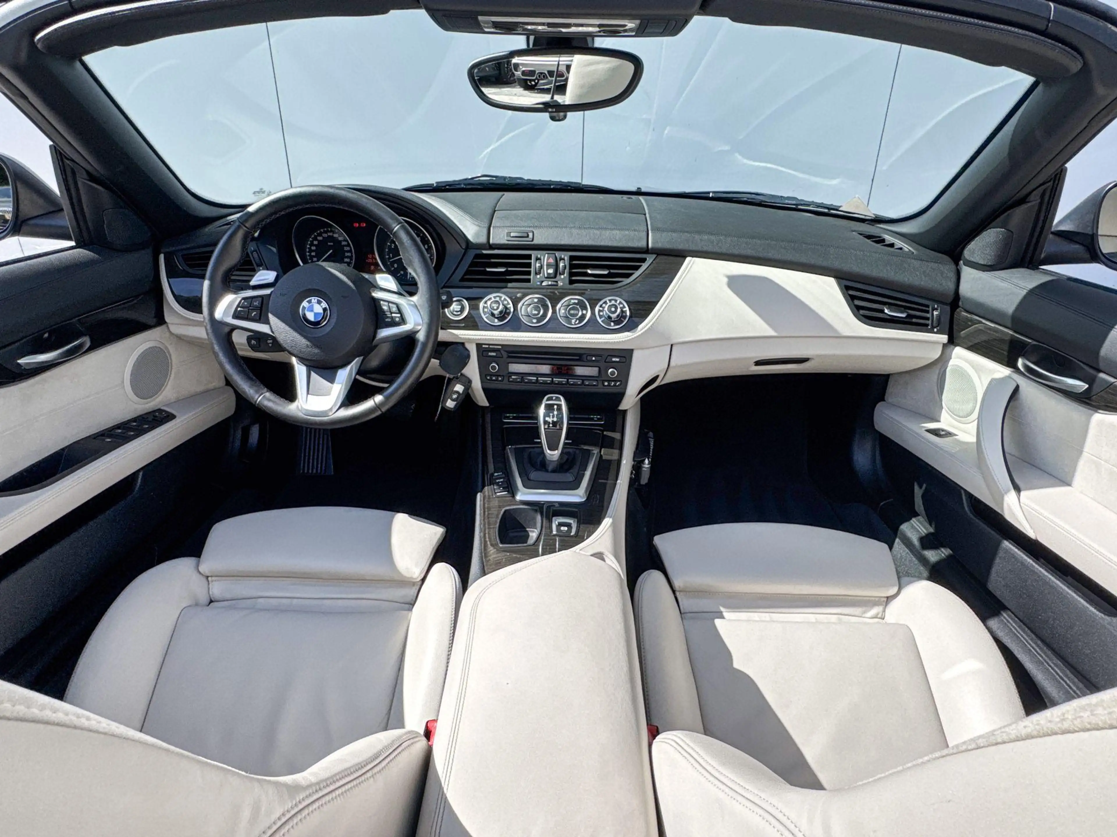 BMW Z4 Roadster sDrive35i Executive — photo 9
