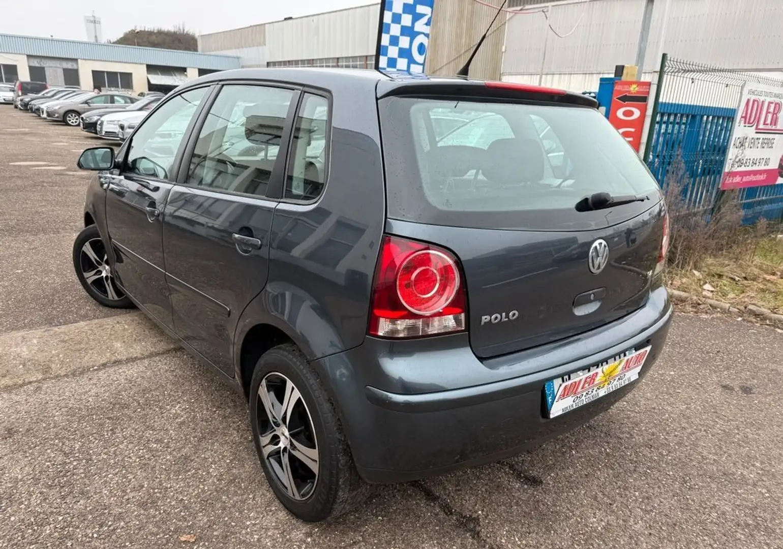 Volkswagen Polo IV 1.4 80ch Confortline 5p Gris - 2