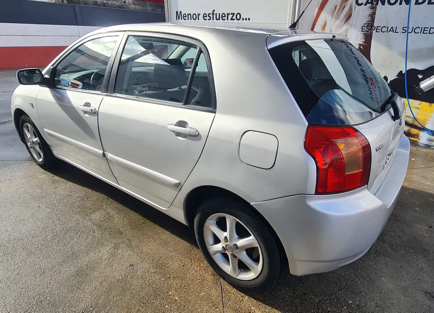 Toyota Corolla Corolla Wagon 2.0 D4-D Sol Sol Plateado - 2