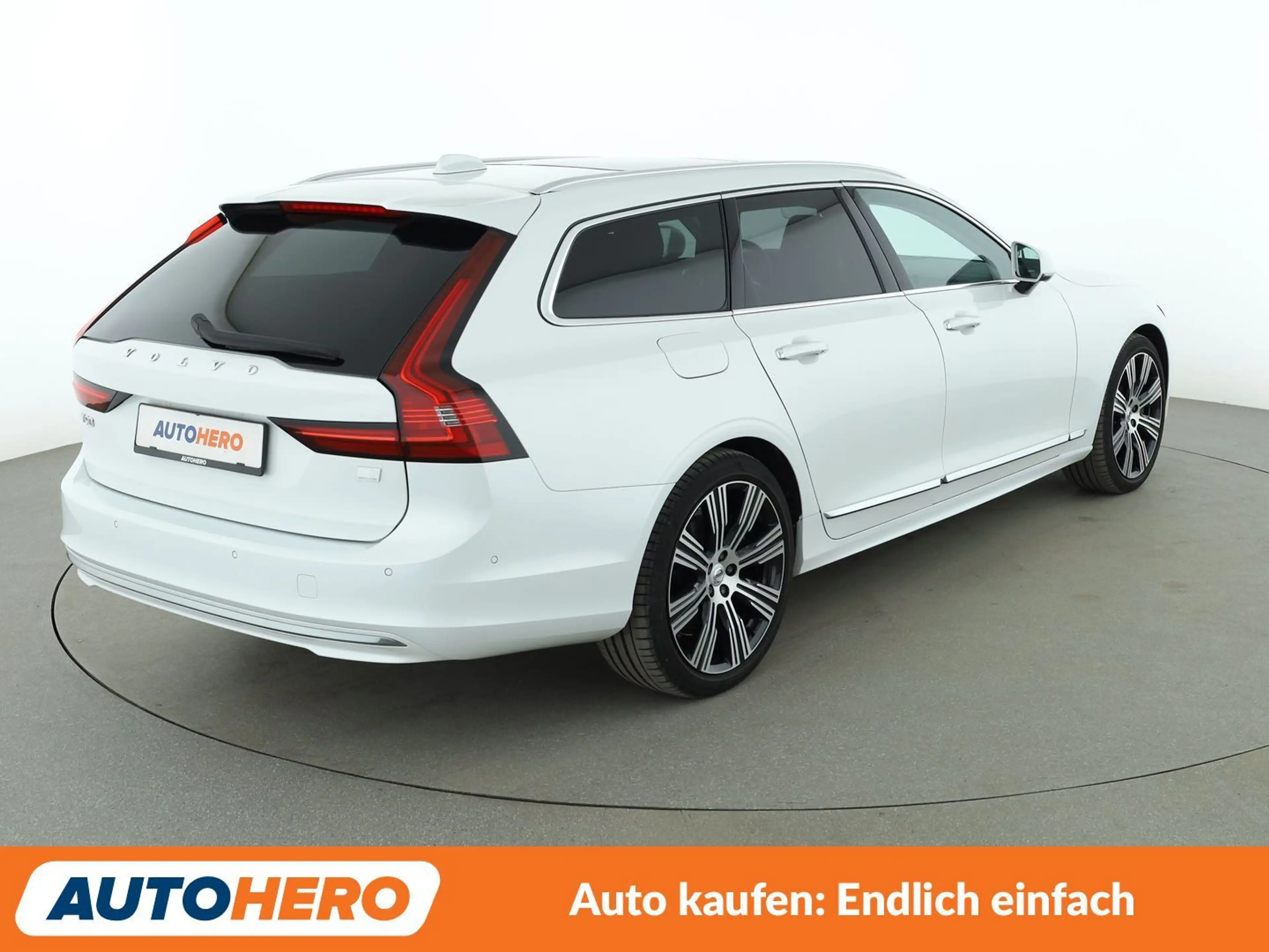 Volvo V90 2.0 T6 Twin Engine Recharge Inscription AWD Aut. — photo 6