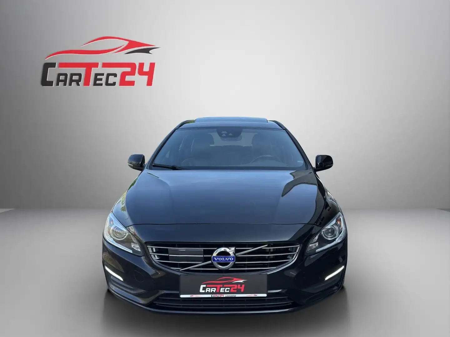 Volvo V60 T3 Dynamic Edition Geartronic *IntelliSafe, ACC* Negro - 2