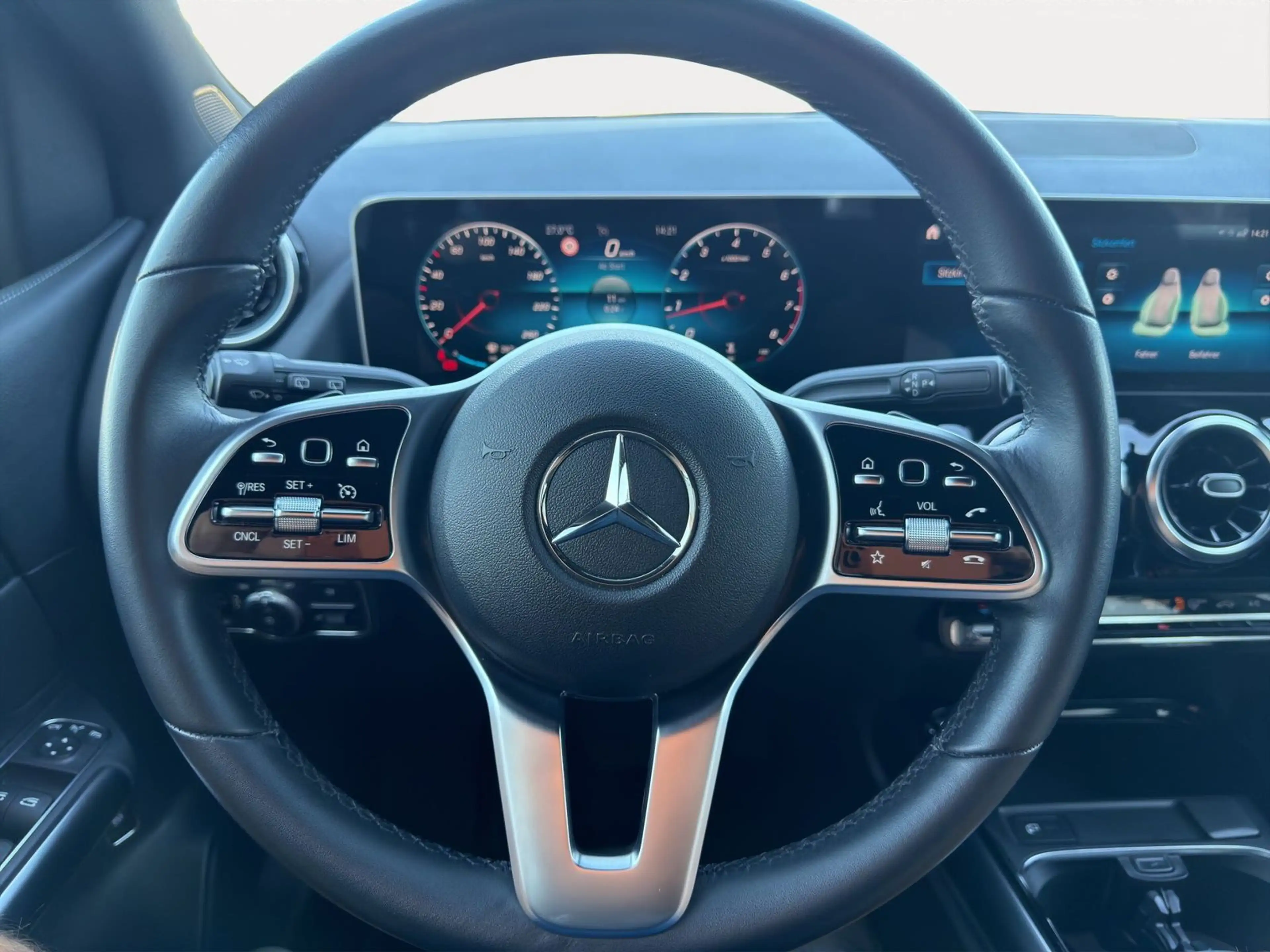 Mercedes-Benz B 180 Progressive VollLED Scheinw. 1.Hd — photo 8