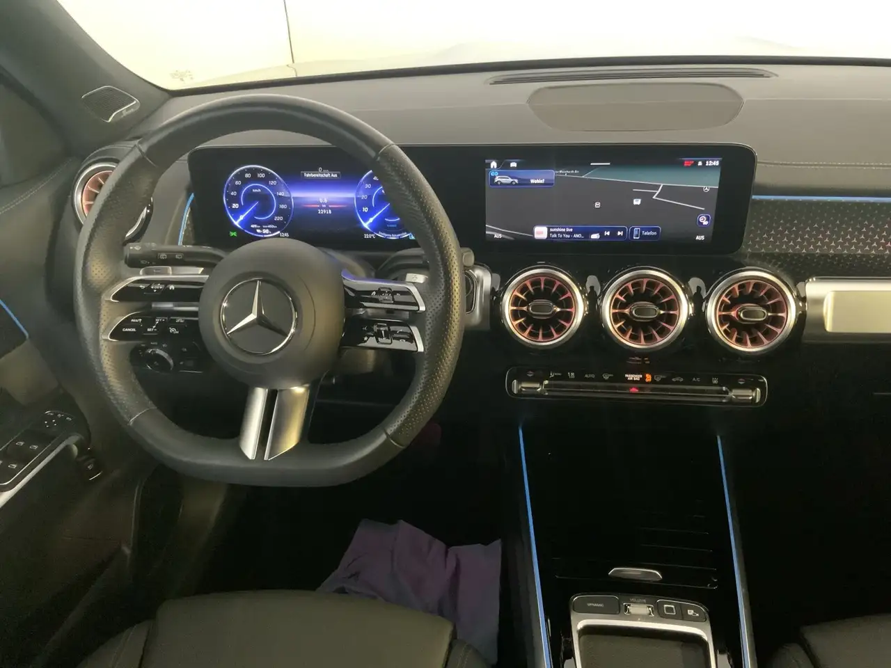 Mercedes-Benz EQB 350 4M Electric Art DISTRO 360Kam AHK Burm, миниатюра 9