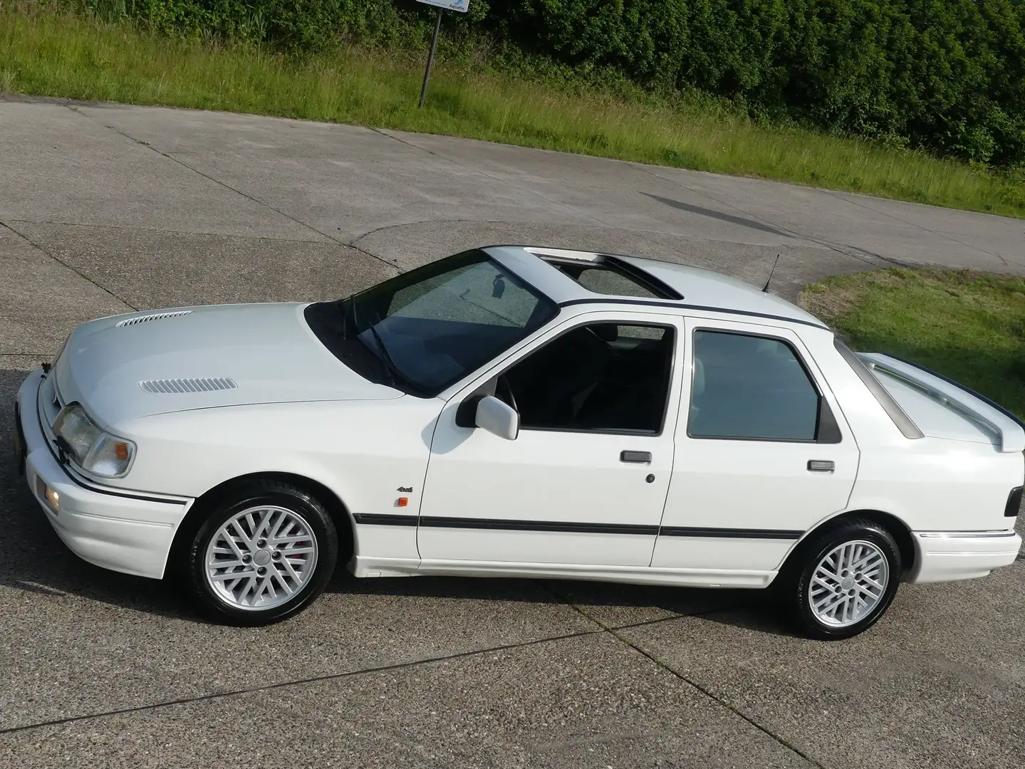 Ford Sierra Cosworth 16V 4x4 Bílá - 2