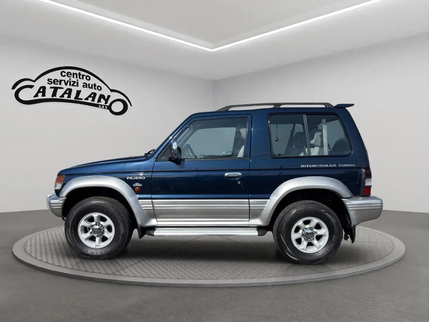 Mitsubishi Pajero 2.5 TDI 100CV S. Select GLS CROMATO Azul - 2