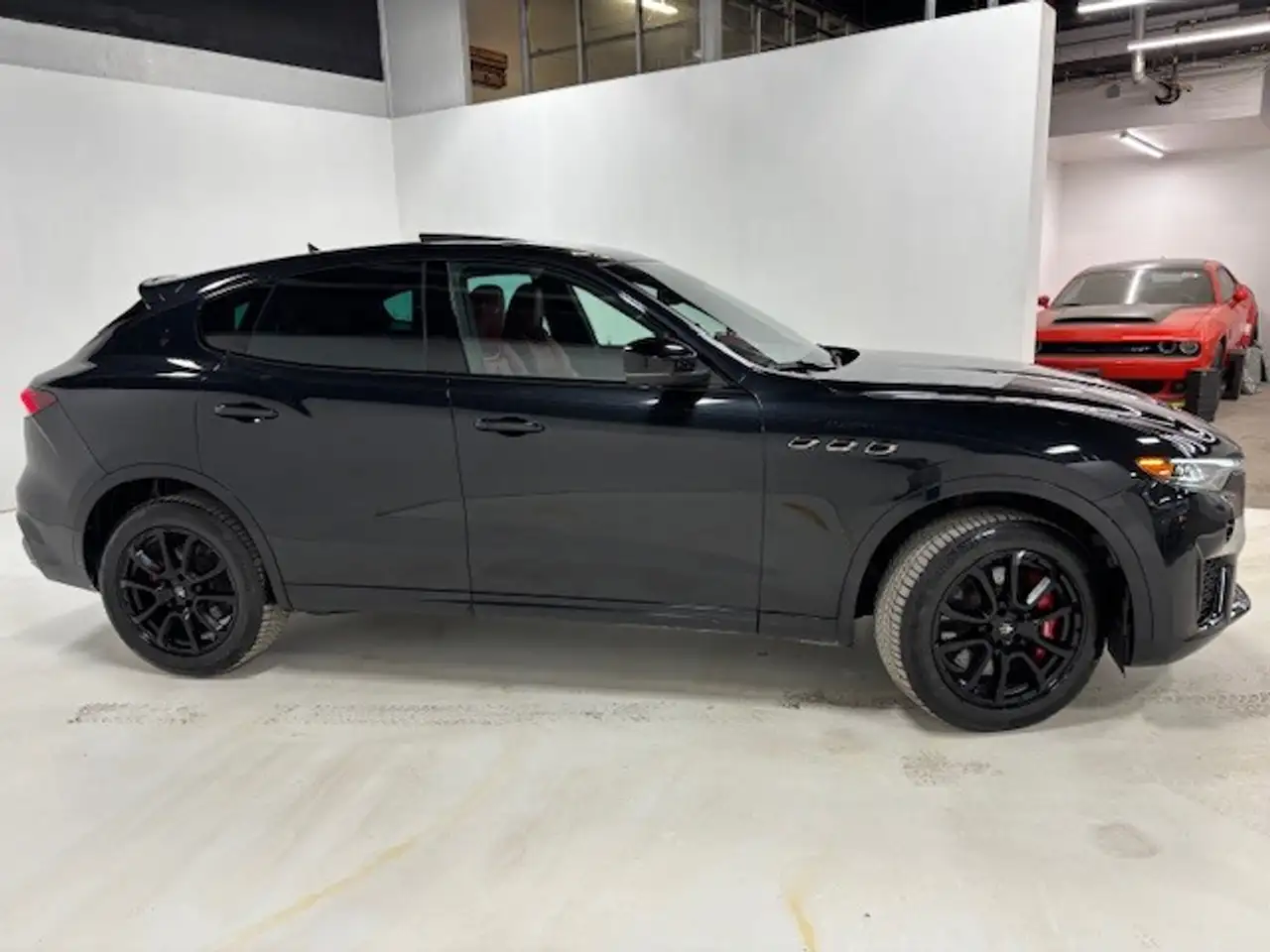 Maserati Levante снимка Maserati Levante